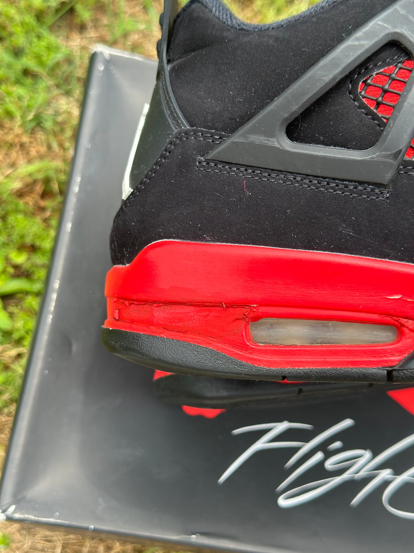 Jordan 4 “Red Thunder” Size 9M