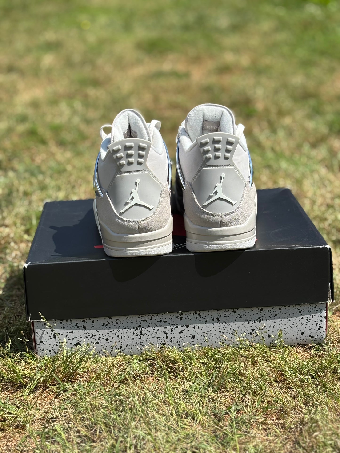 Jordan 4 “Frozen Moments” Size 11.5W( 10M )