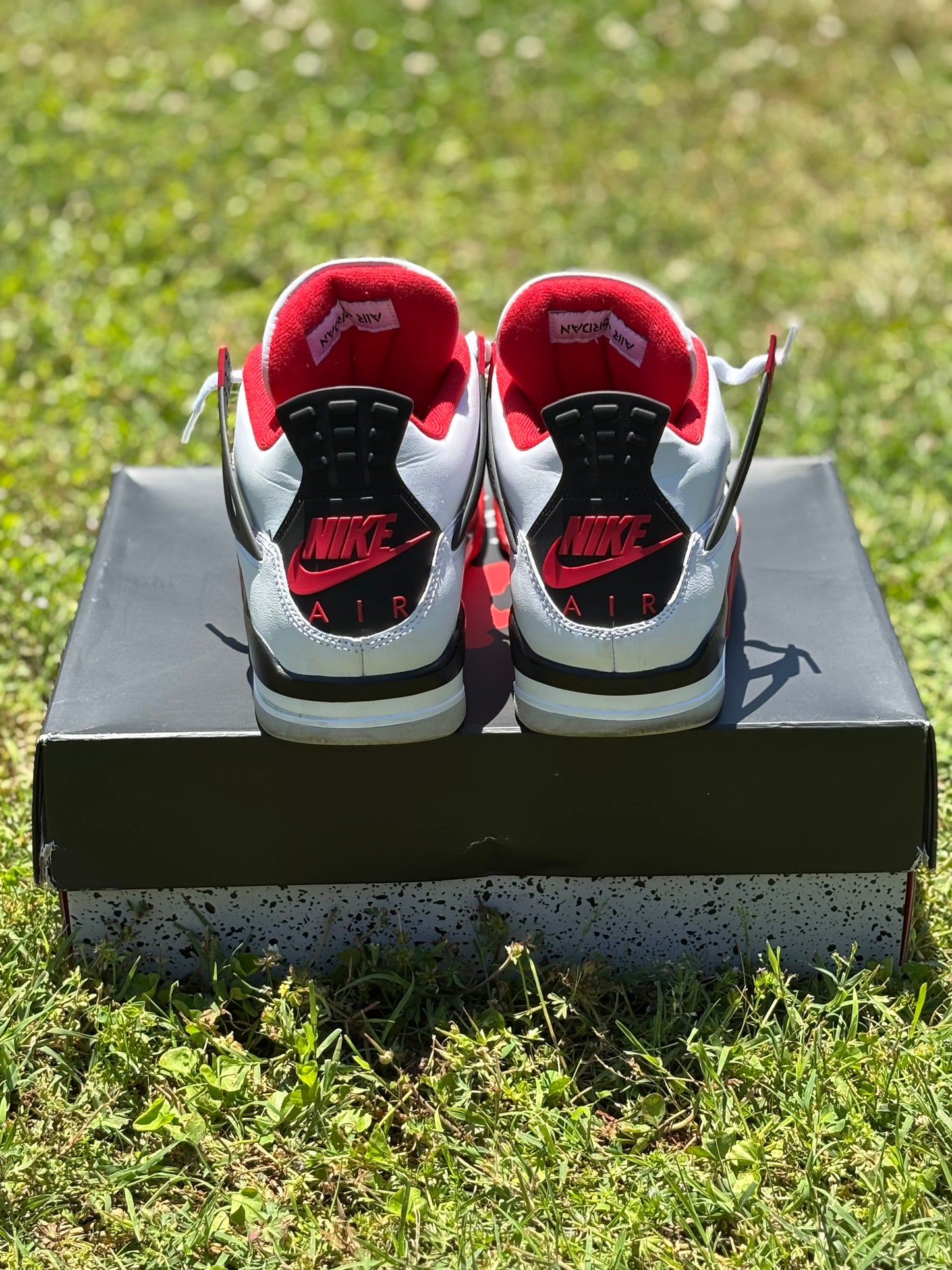 Jordan 4 “Fire Red” Size 11M