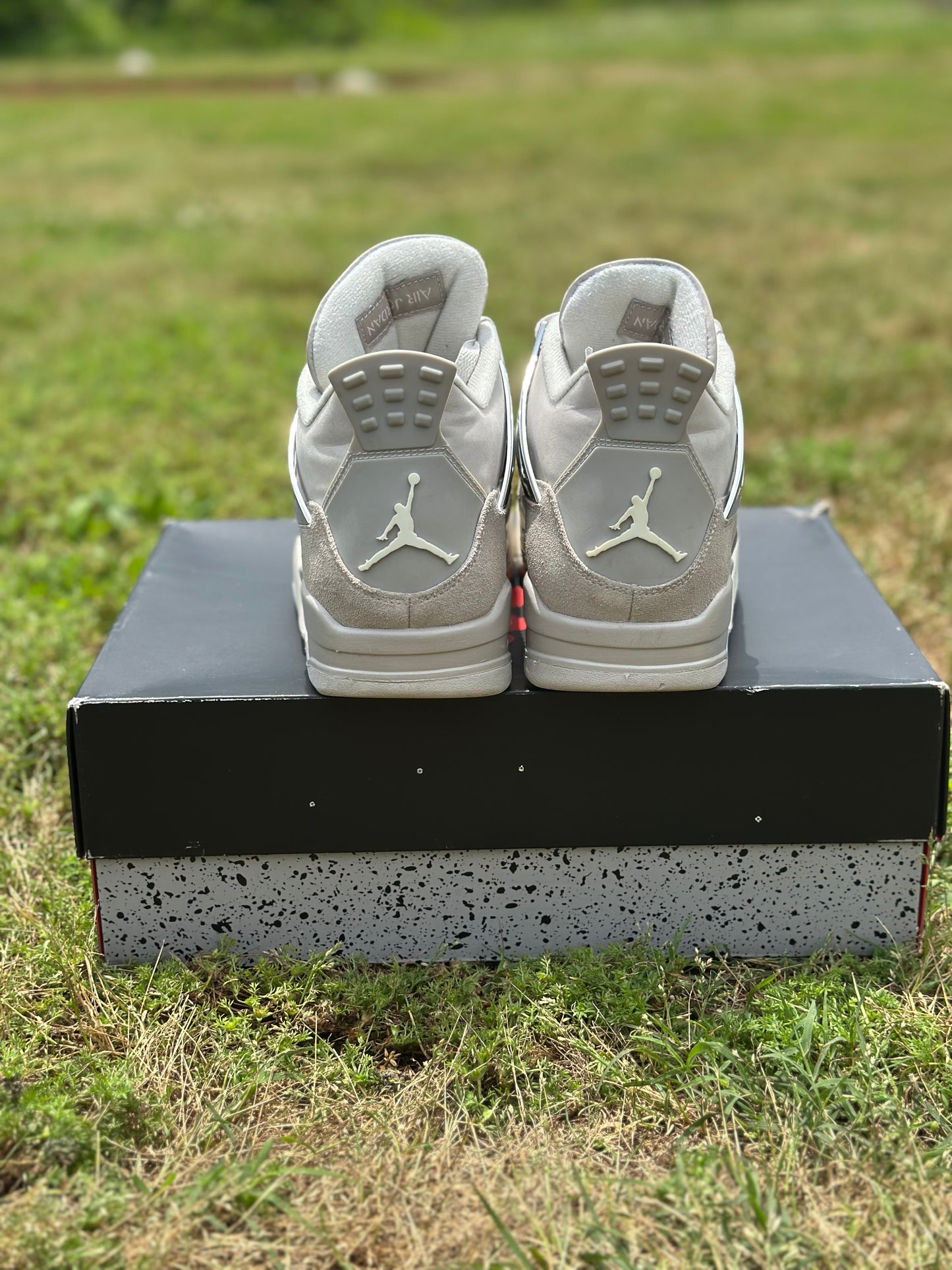 Jordan 4 “Frozen Moments” Size 11W (9.5M)