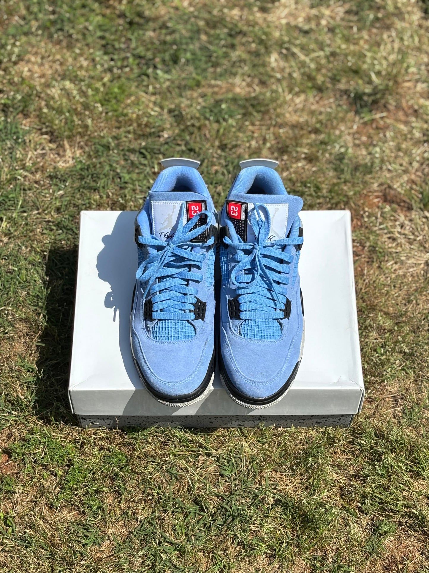 Jordan 4 “University Blue”