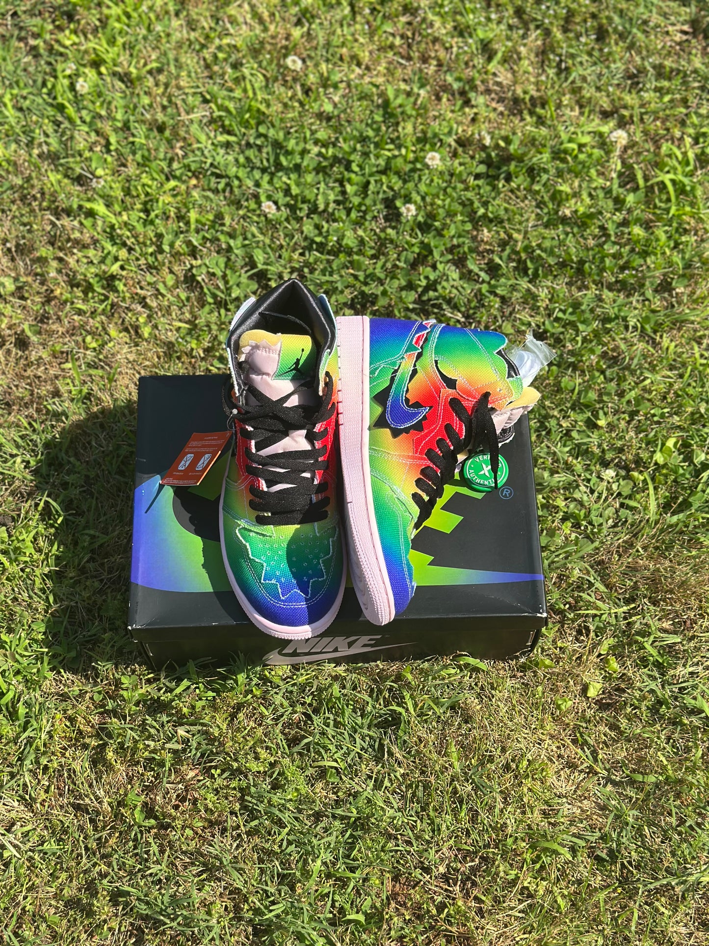 Jordan 1 High “J Balvin” Size 9M