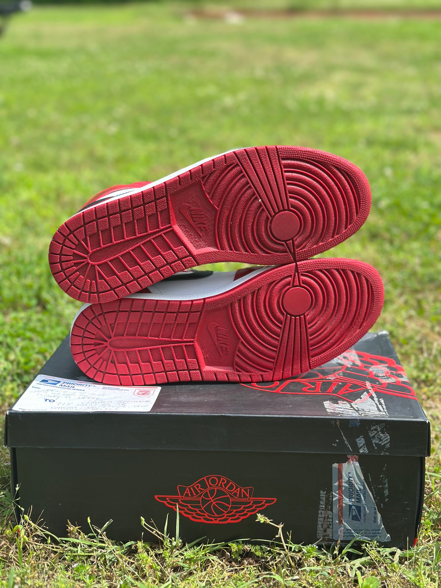 Jordan 1 High “Chicago” (2013) Size 10.5M