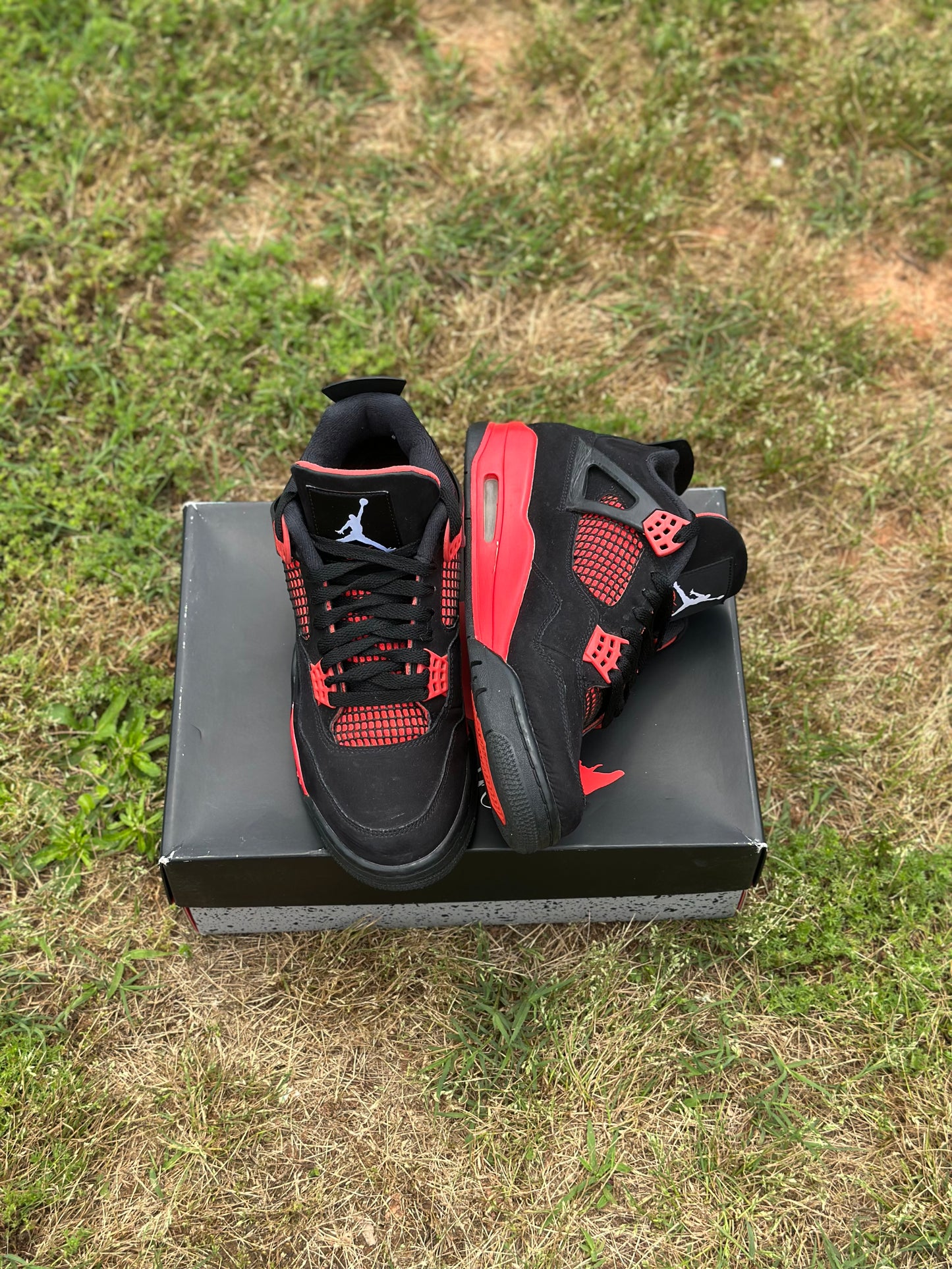 Jordan 4 “Red Thunder” Size 9M
