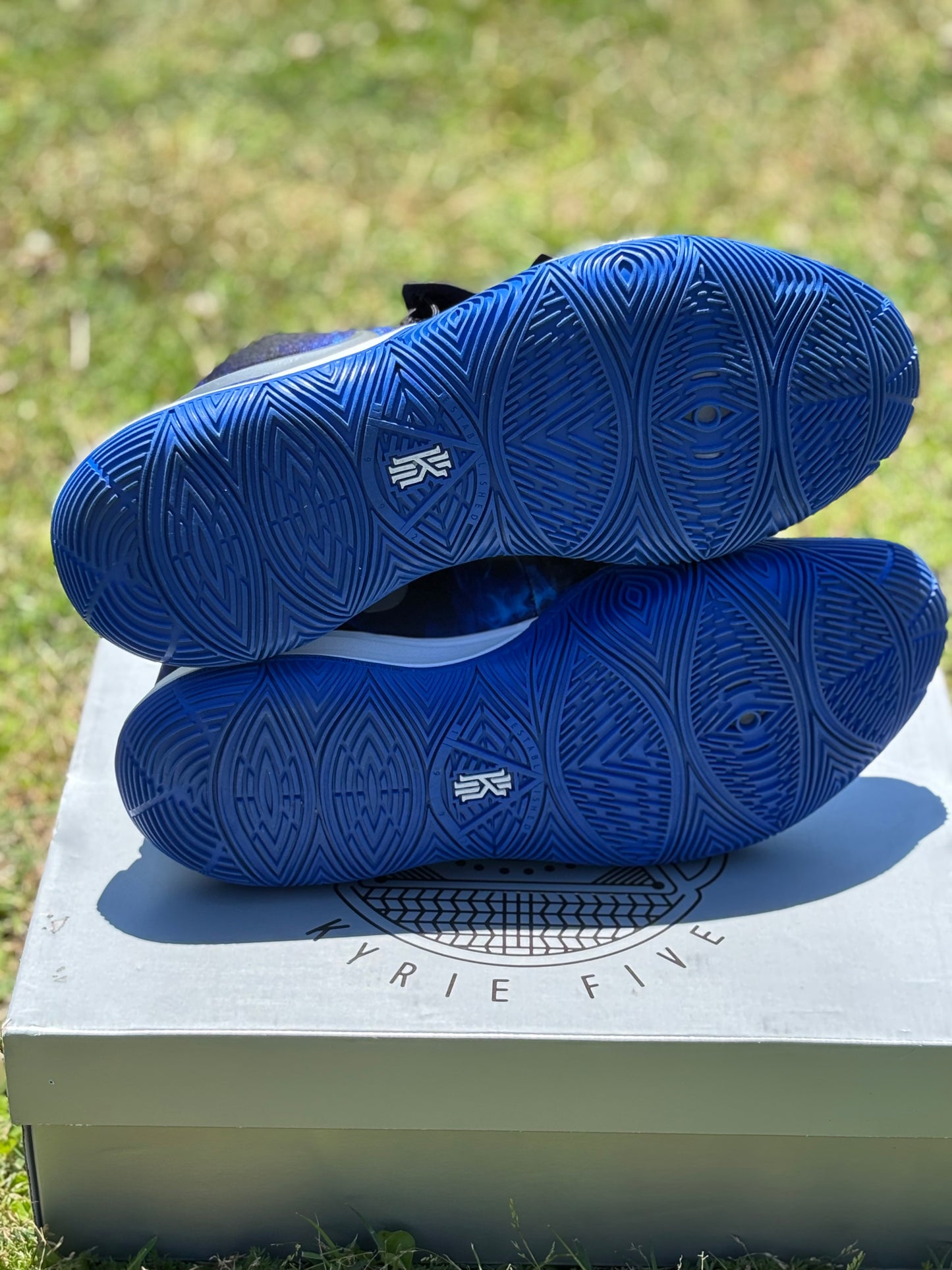 Nike Kyrie 5 “Duke” PE Size 11M