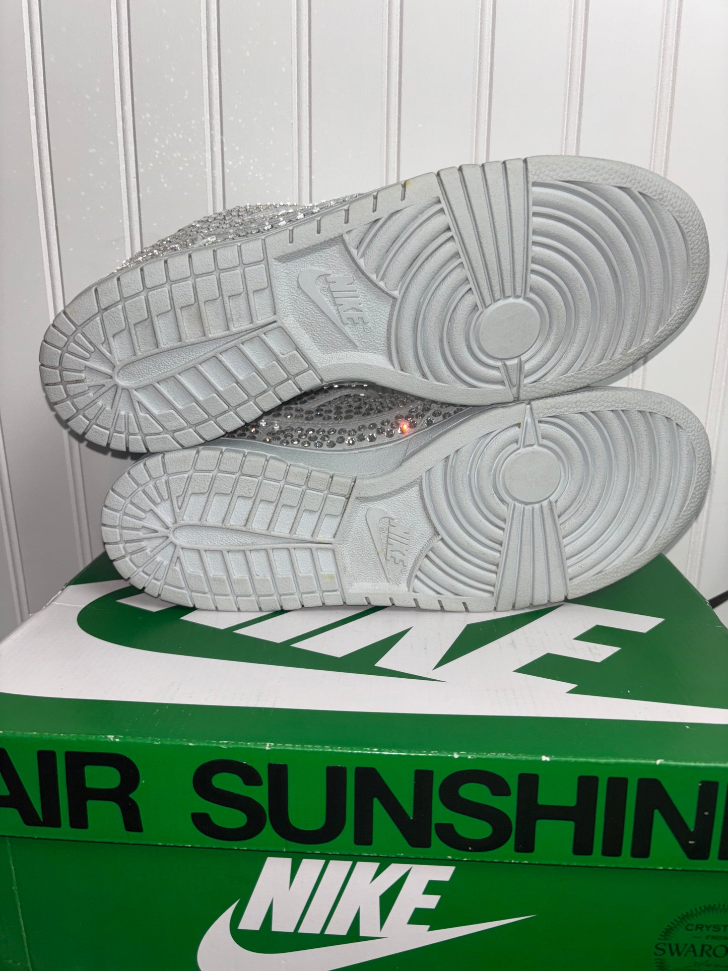 (D291) Size 11M Nike SB Dunk Low CPFM Pure Platinum