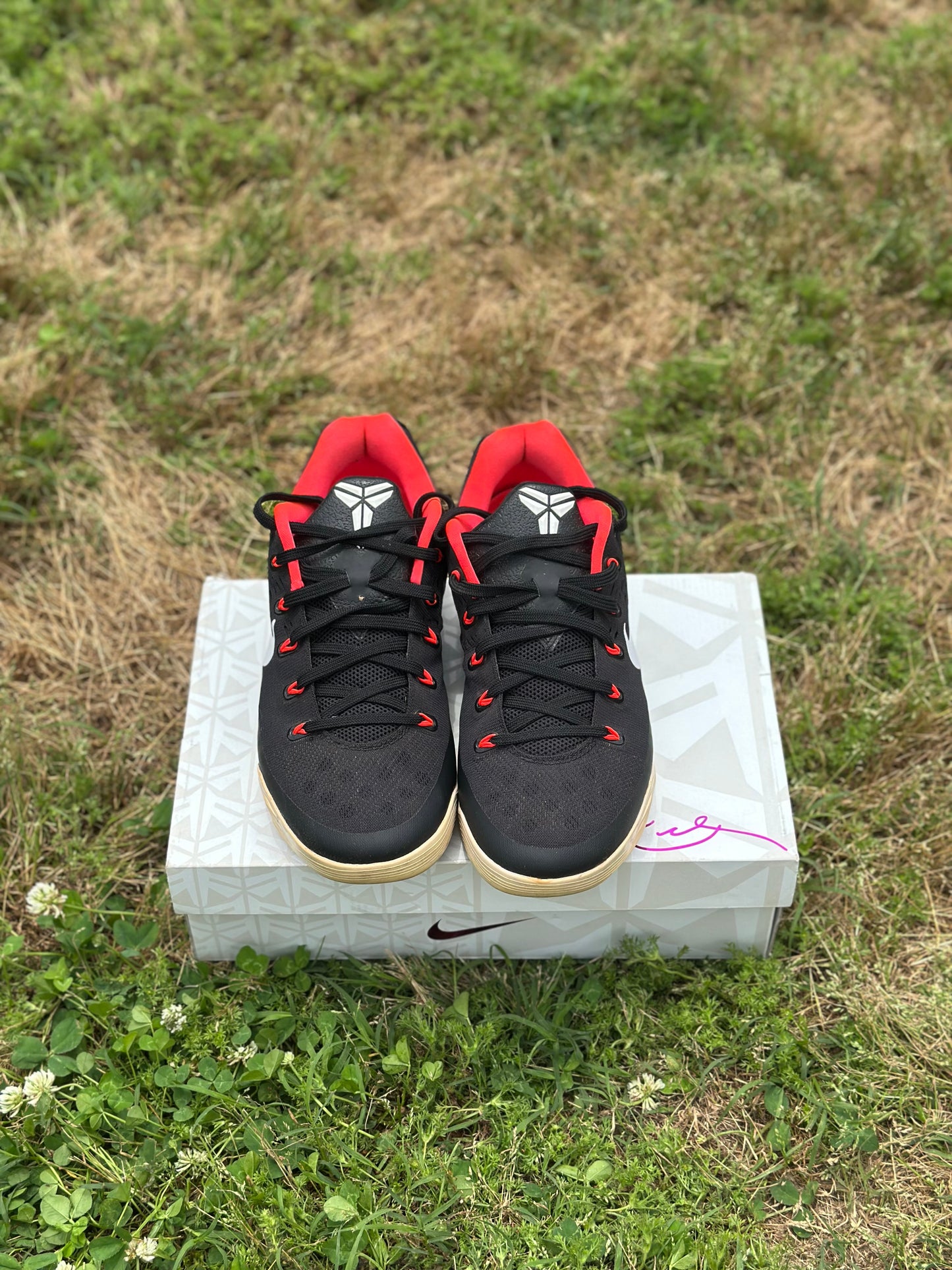 Nike Kobe 9 Low “Laser Crimson” Size 9M
