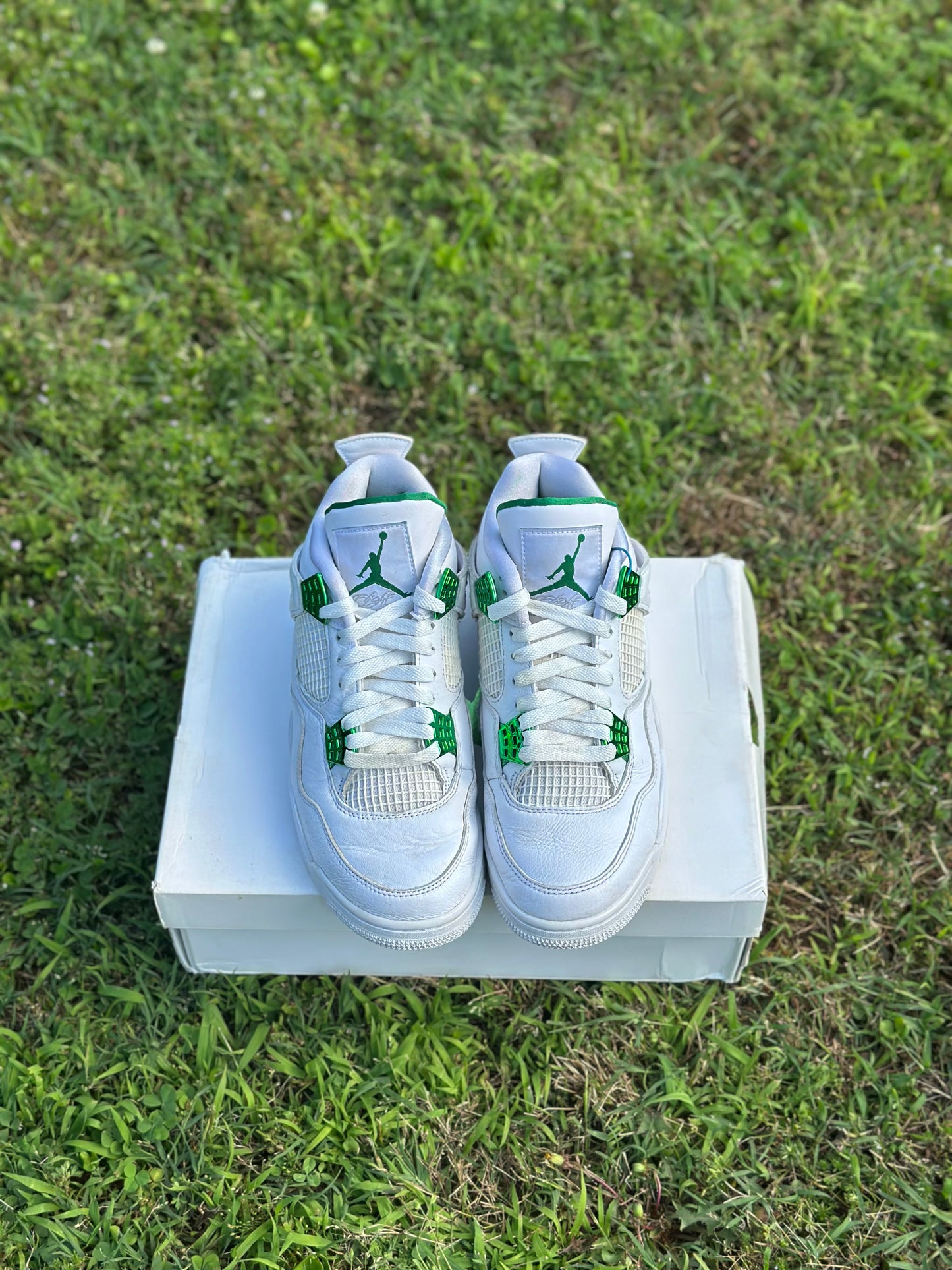 Jordan 4 “Metallic Green” Size 8.5M