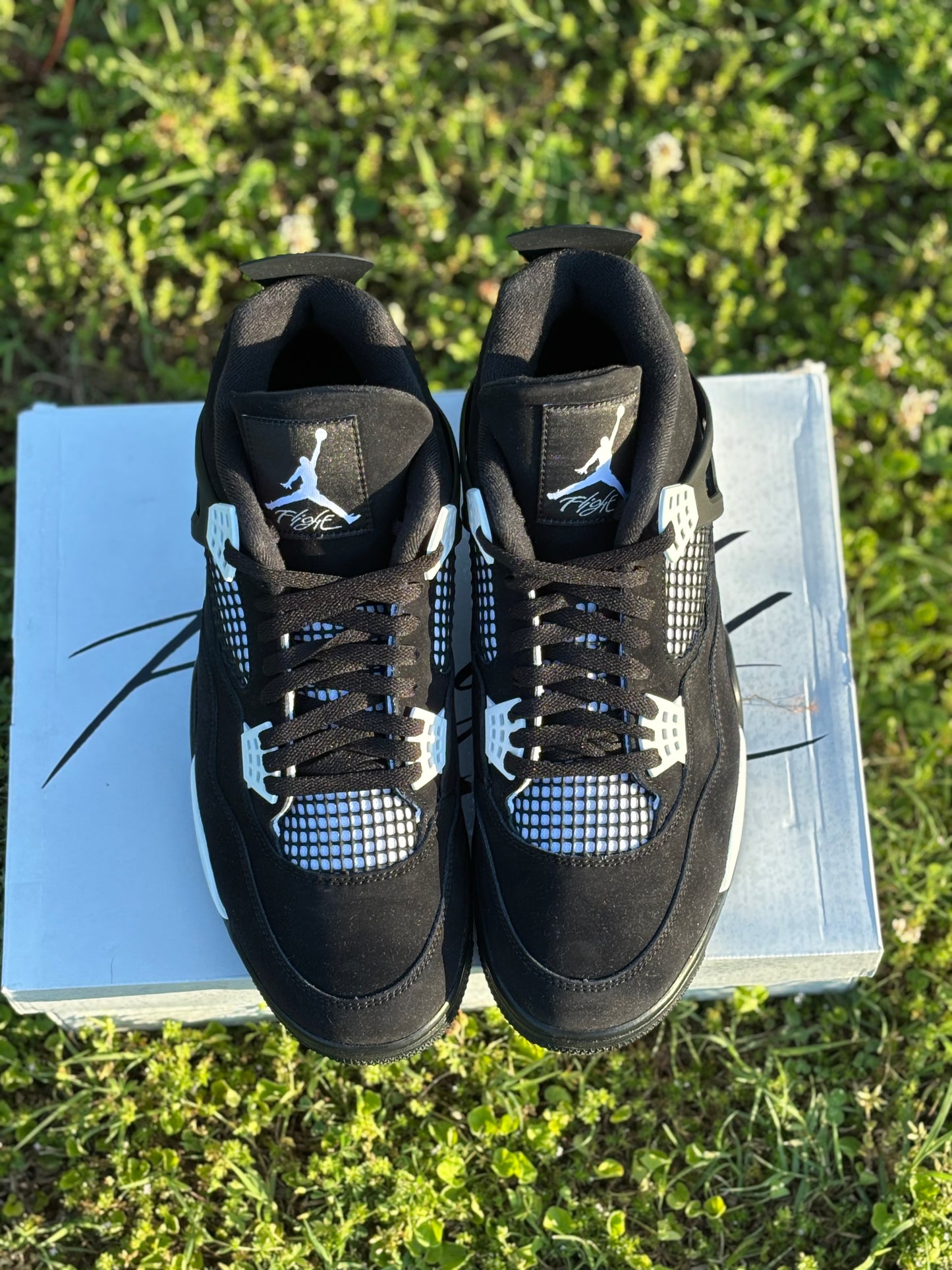 Jordan 4 “White Thunder” Size 13M
