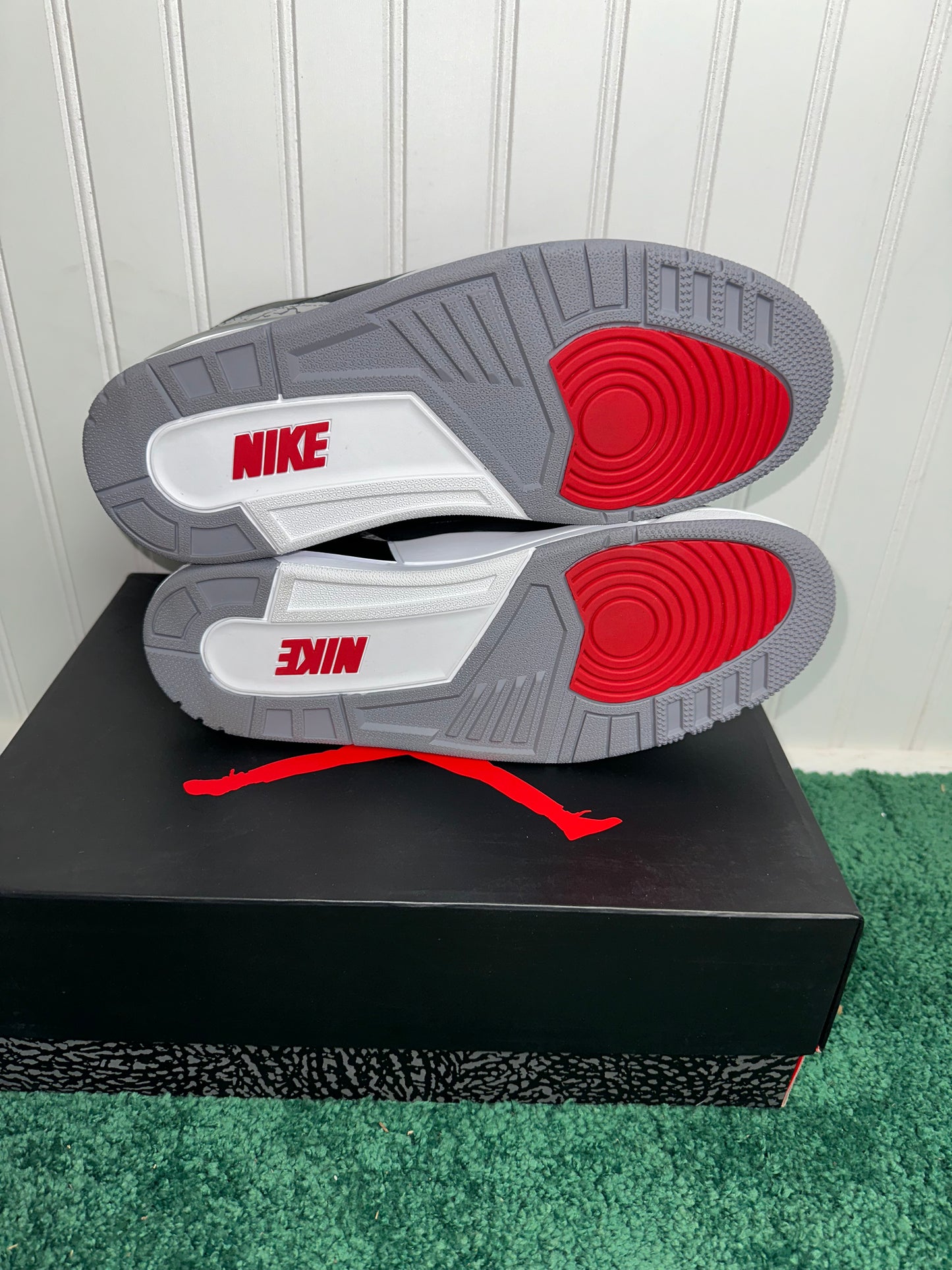 (C136) Size 11M Jordan 3 Black cement