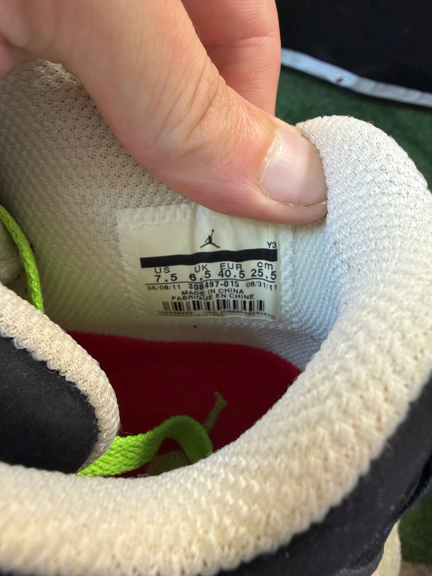 Jordan 4 Retro Doernbecher
