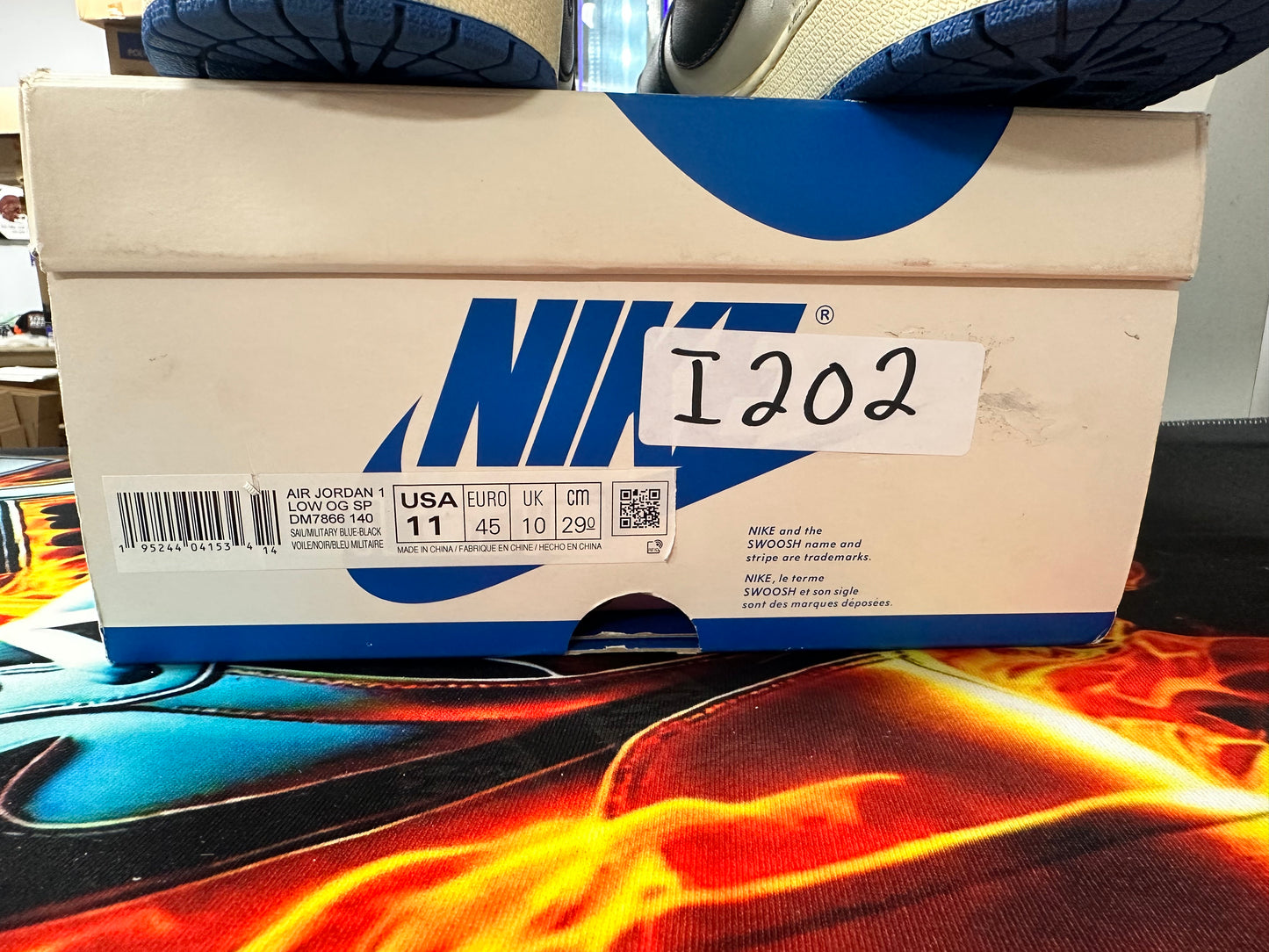 JORDAN 1 LOW TRAVIS SCOTT FRAGMENT