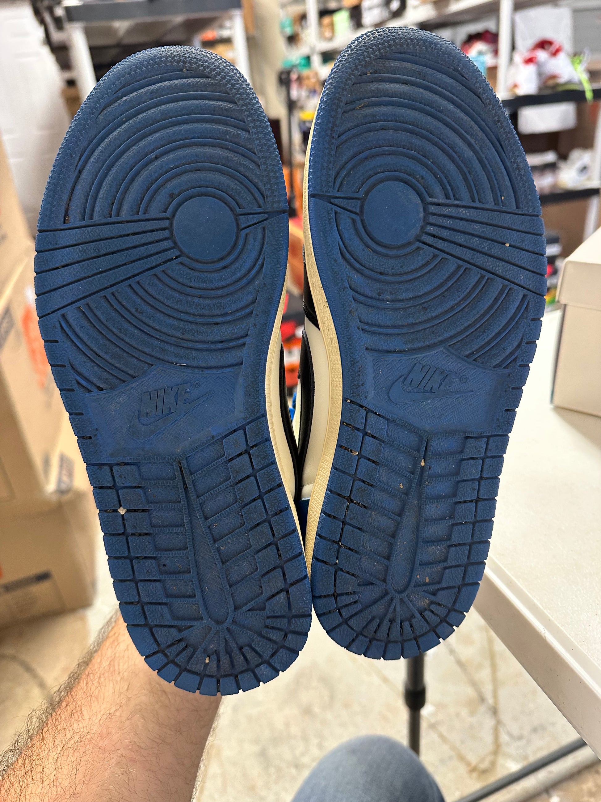 JORDAN 1 LOW TRAVIS SCOTT FRAGMENT