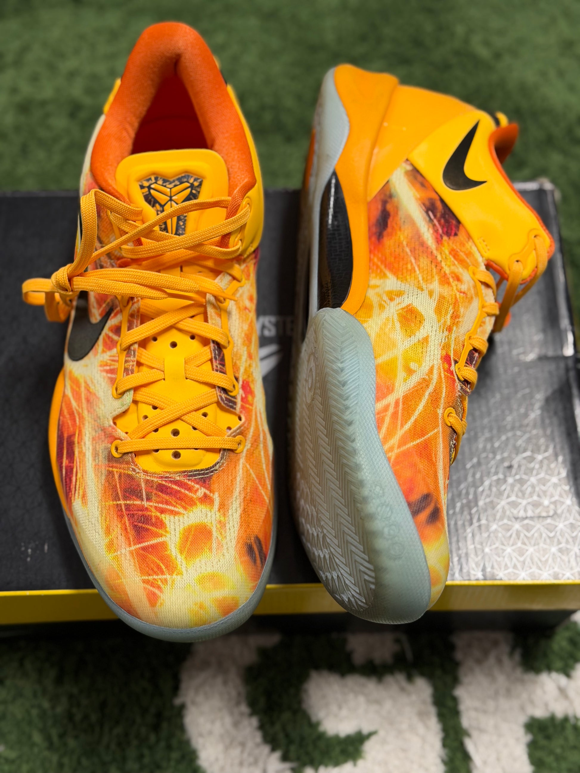 Nike Kobe 8 Shanghai Fireworks