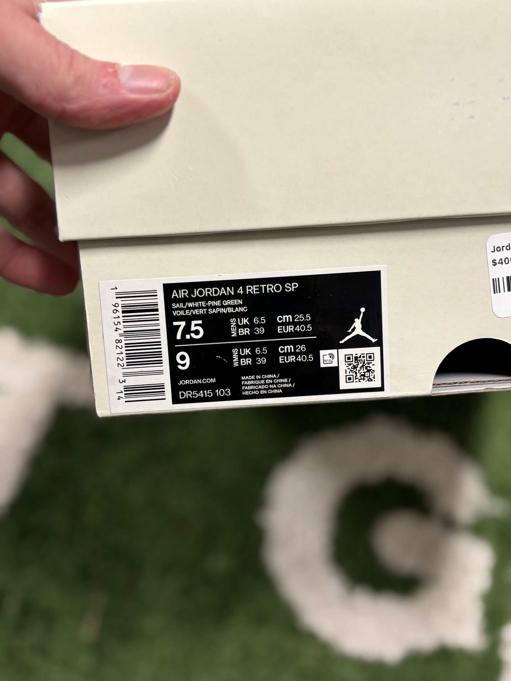 Jordan 4 Retro SB Pine Green