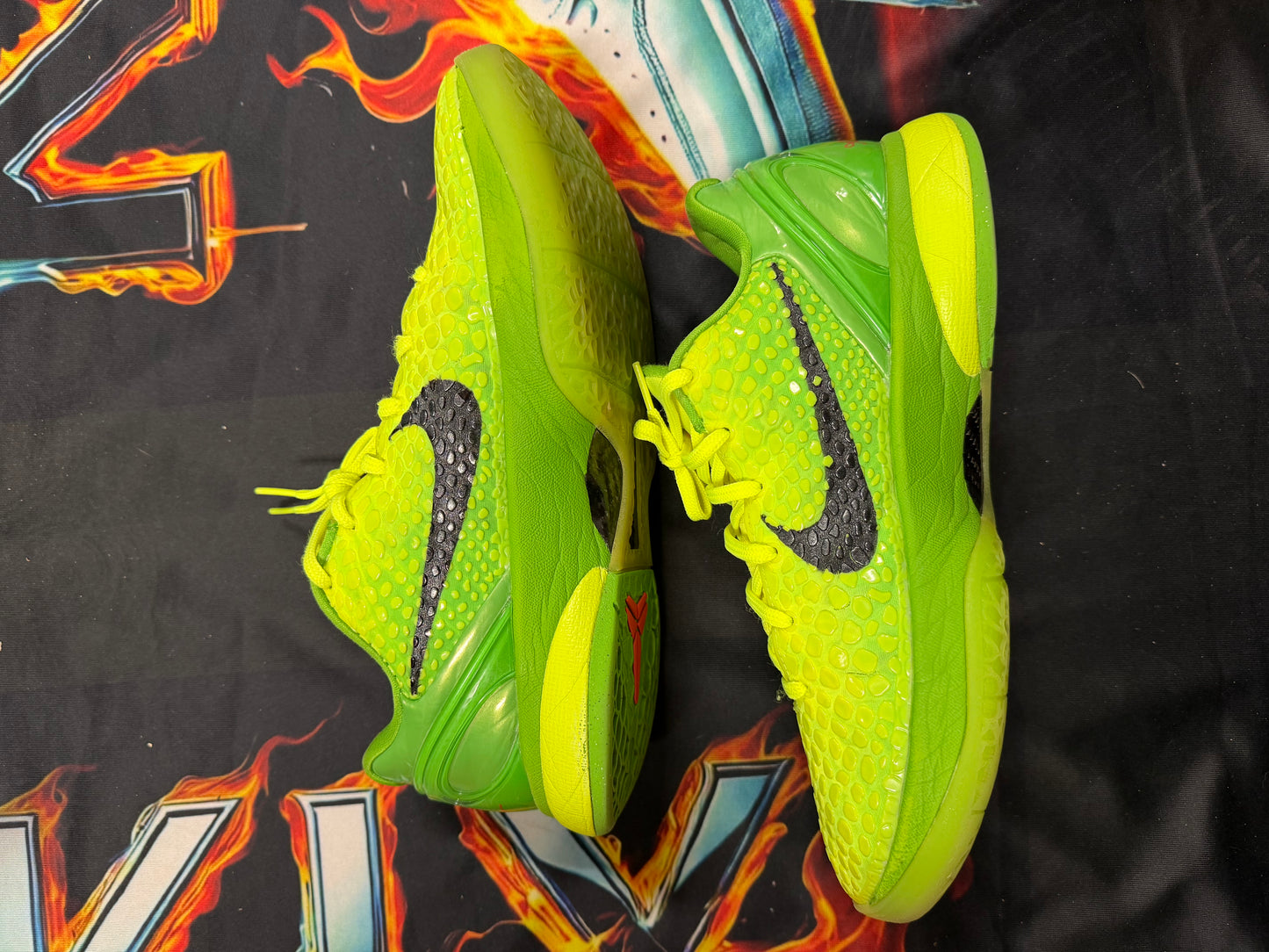 NIKE NKOBE 6 GRINCH