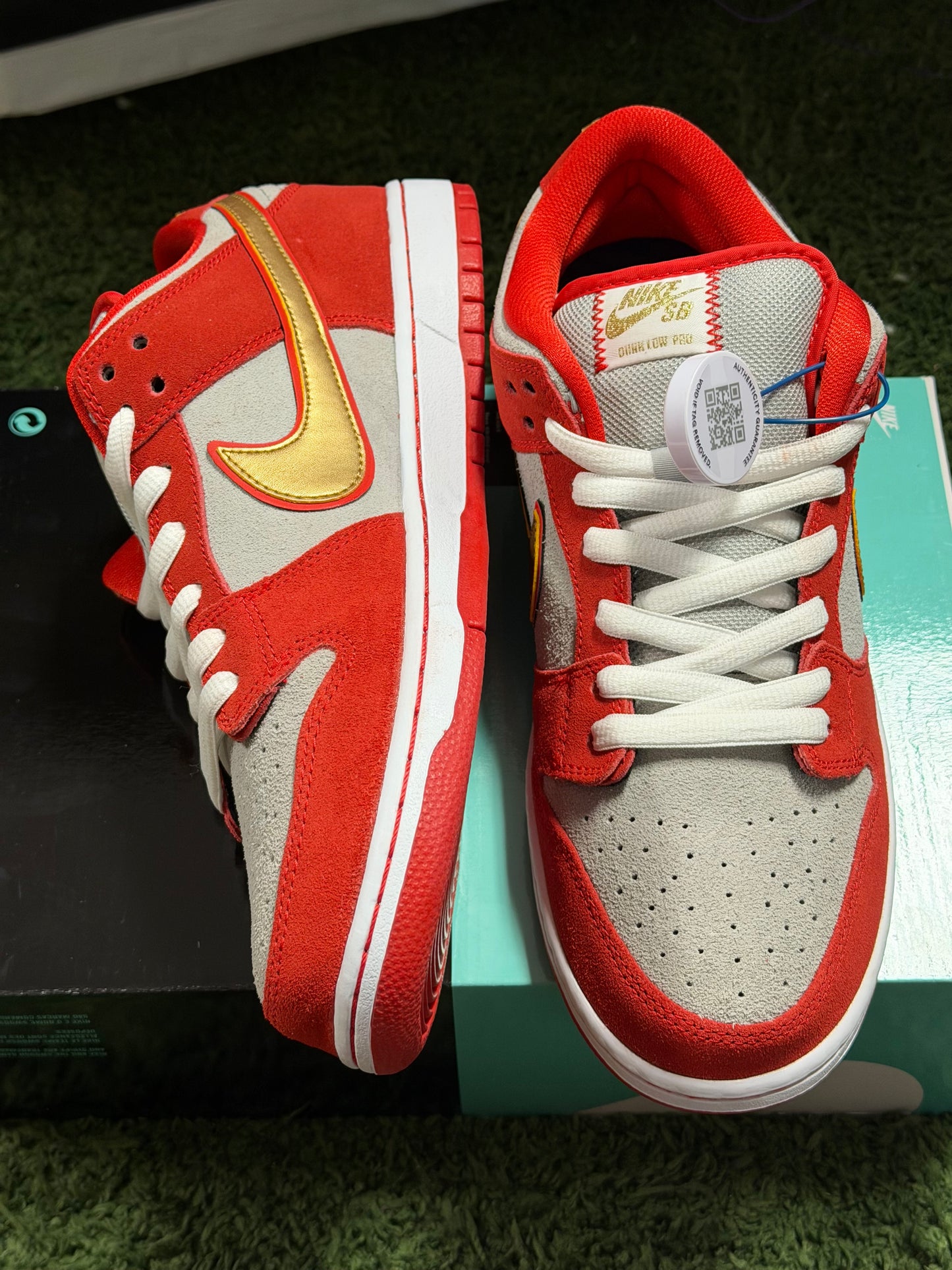 Nike SB Dunk Low Nasty Boys