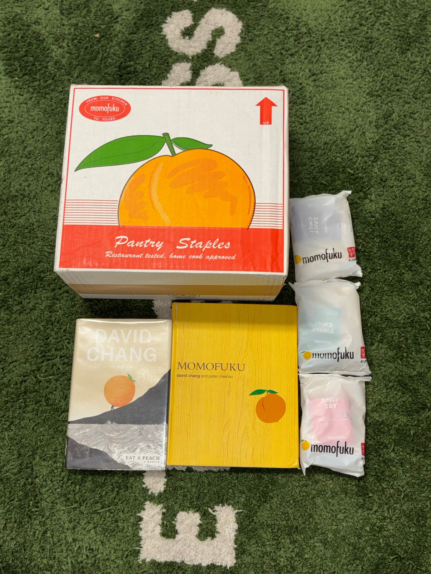 NIKE SB DUNK HIGH MOMOFUKU (SPECIAL BOX)