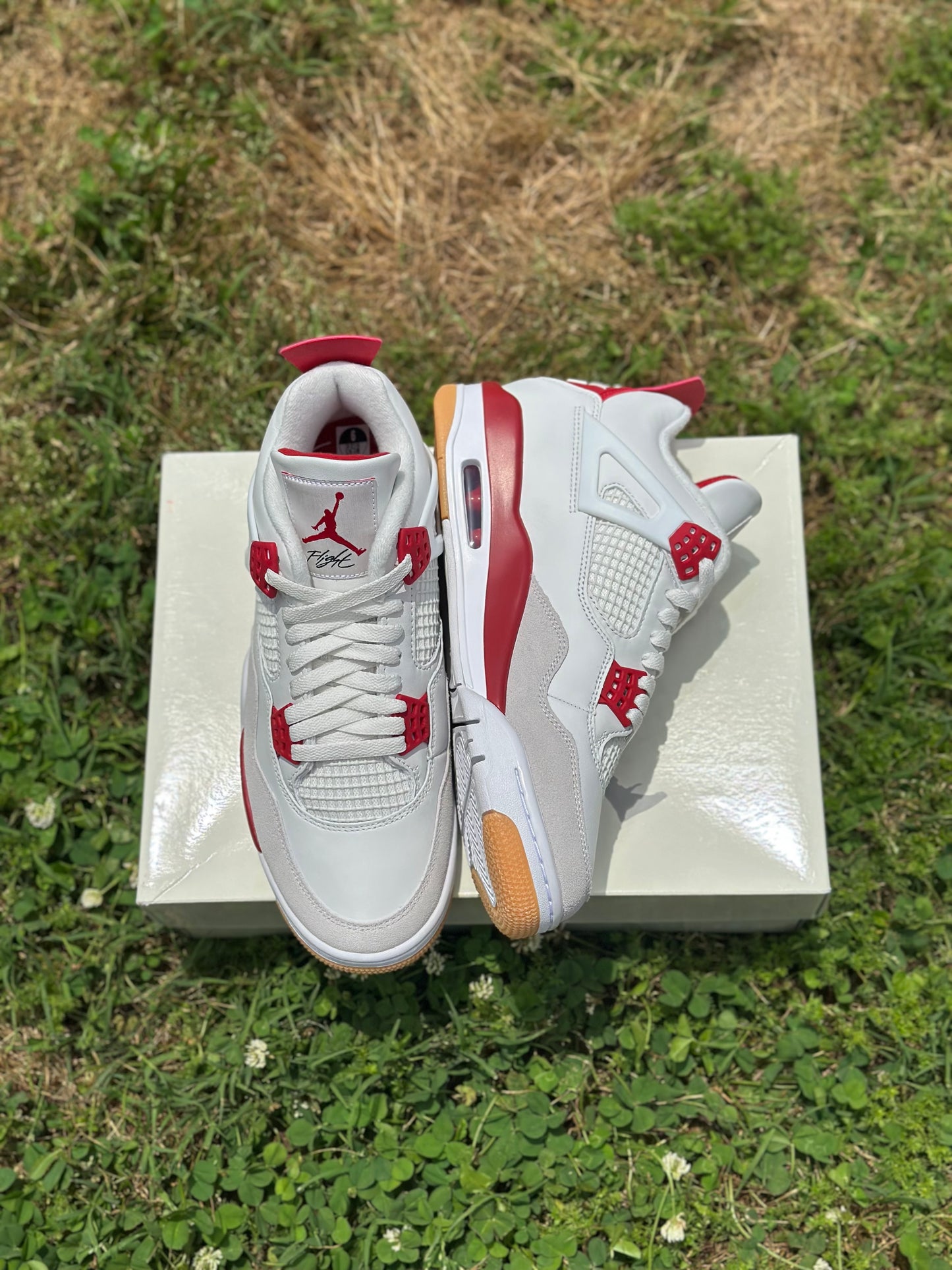 Jordan 4 SB “Varsity Red F&F” Size 9M