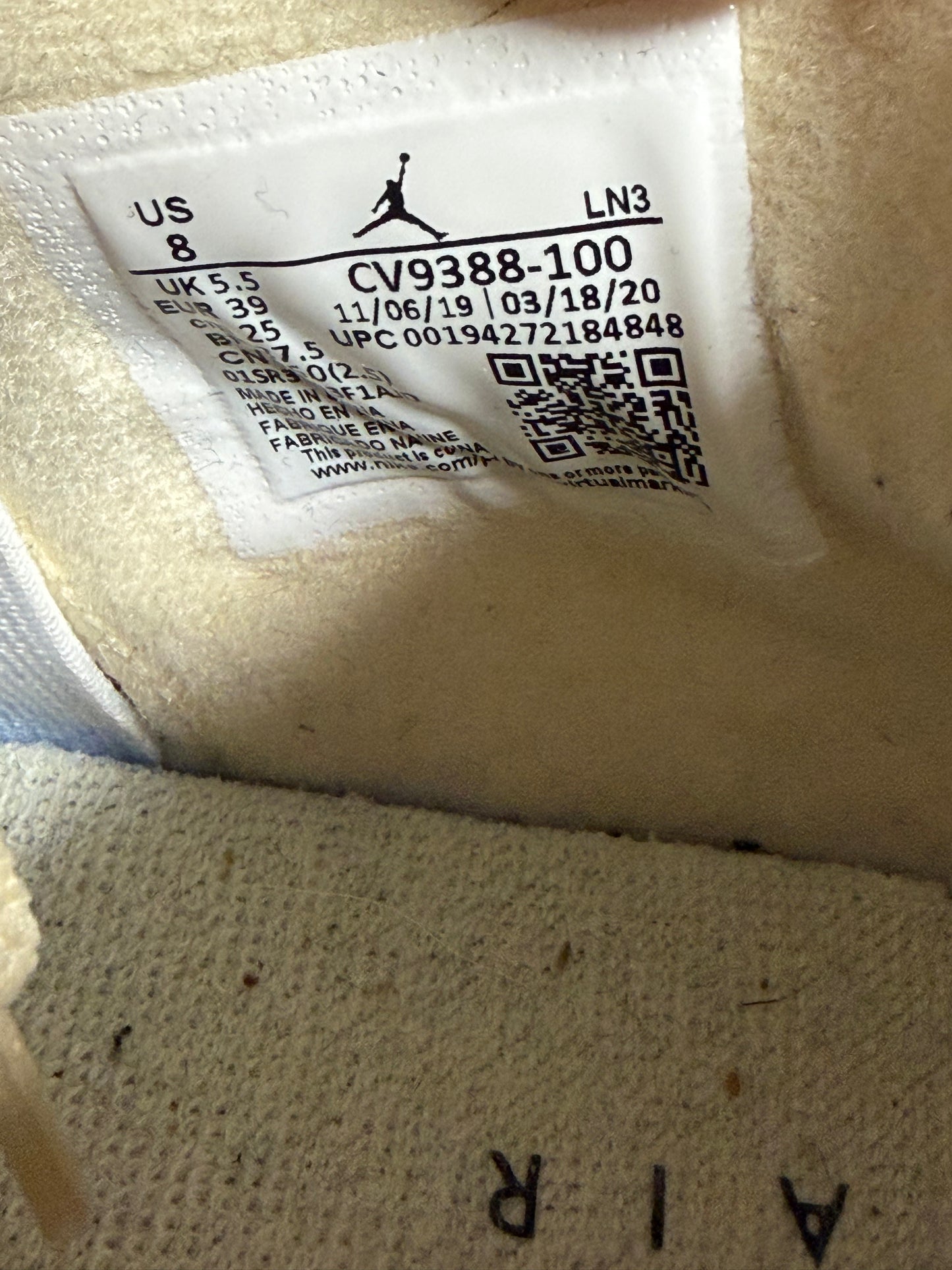 JORDAN 4 OFFWHITE SAIL