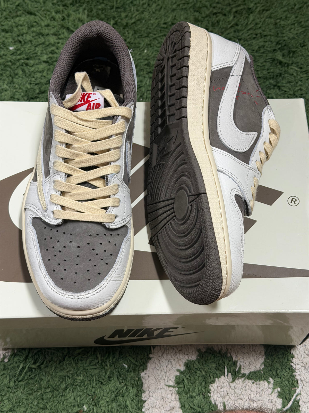 Jordan 1 Retro Low OG SP Travis Scott Reverse Mocha