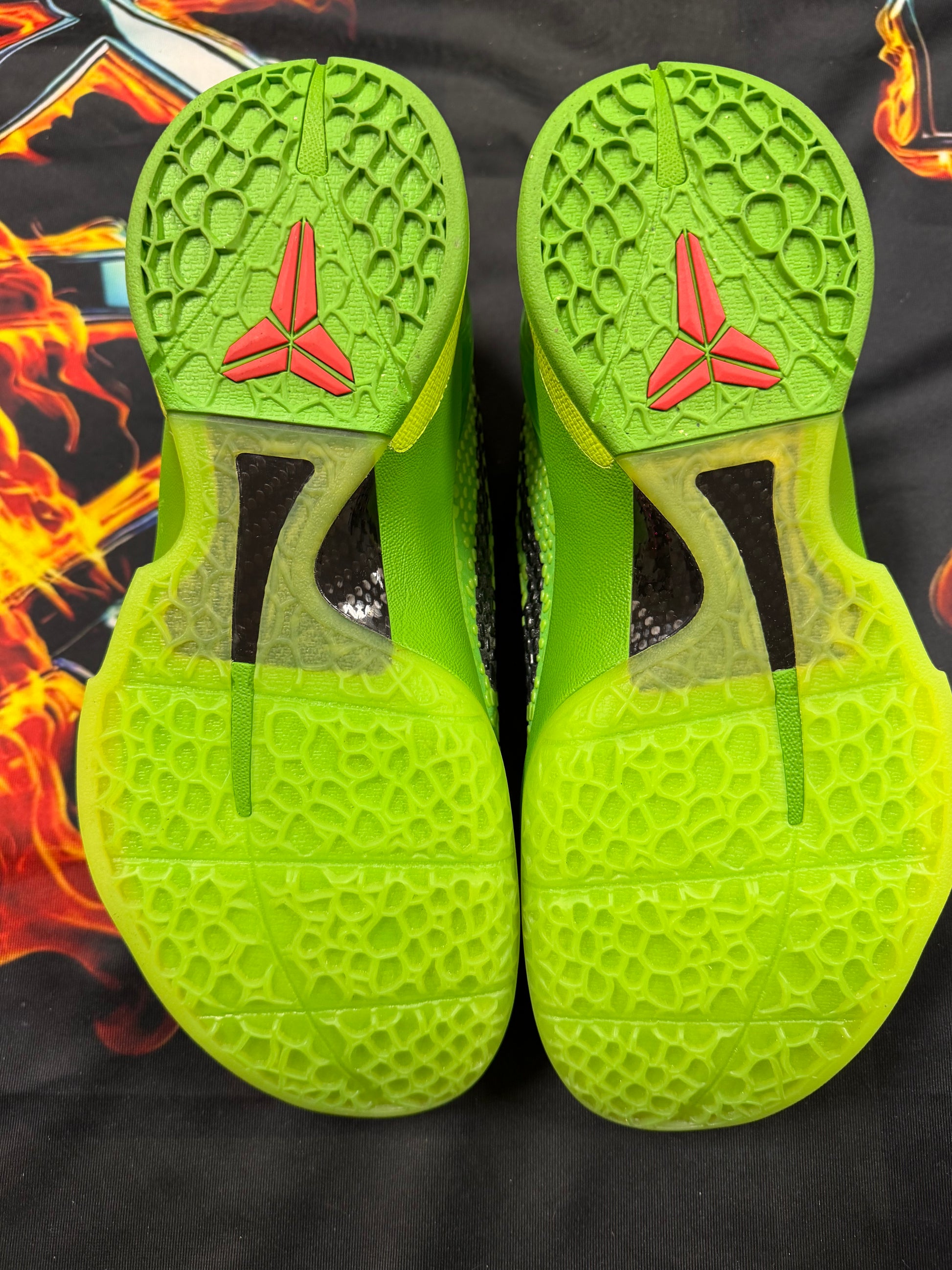 NIKE KOBE 6 GRINCH