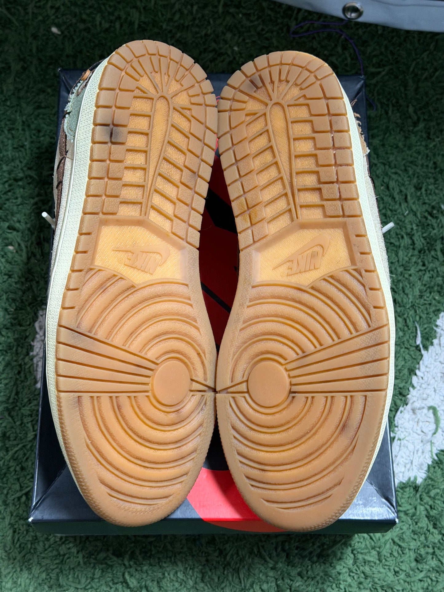 Jordan 1 Retro Low OG Zion Williamson Voodoo