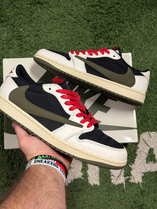 Jordan 1 Retro Low OG SP Travis Scott Olive (Women's)