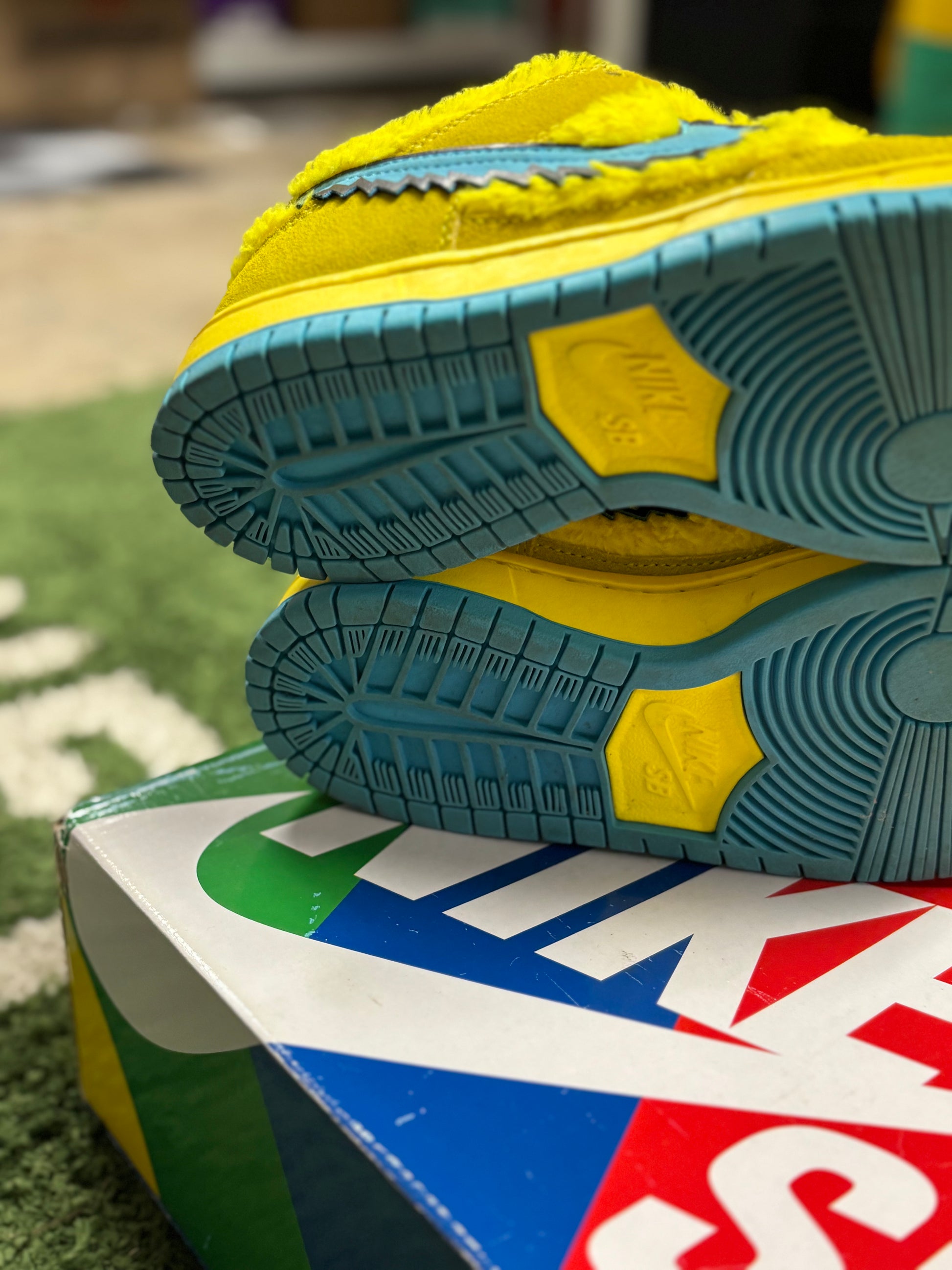 Nike SB Dunk Low Grateful Dead Bears Opti Yellow