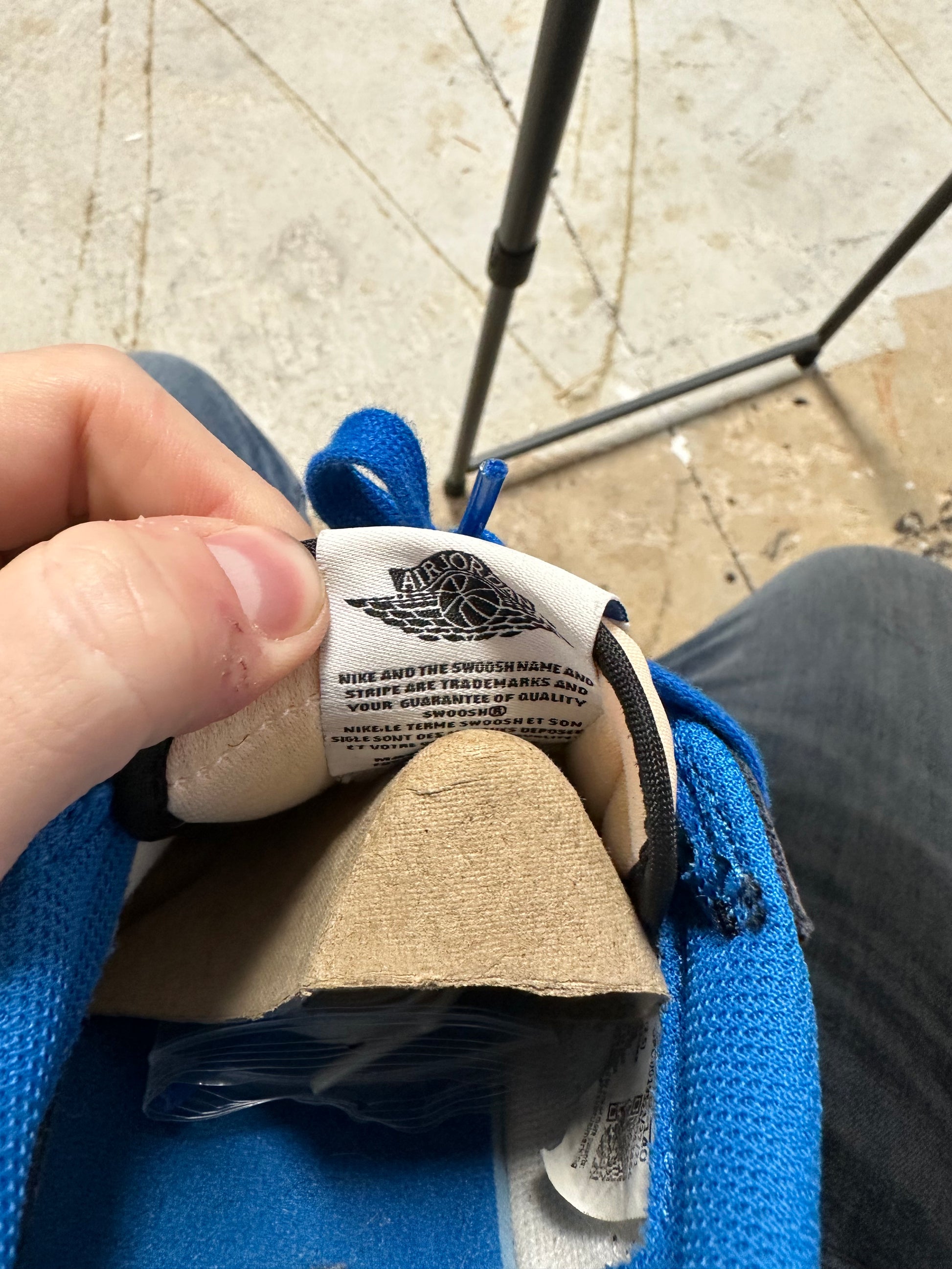 JORDAN 1 LOW TRAVIS SCOTT FRAGMENT