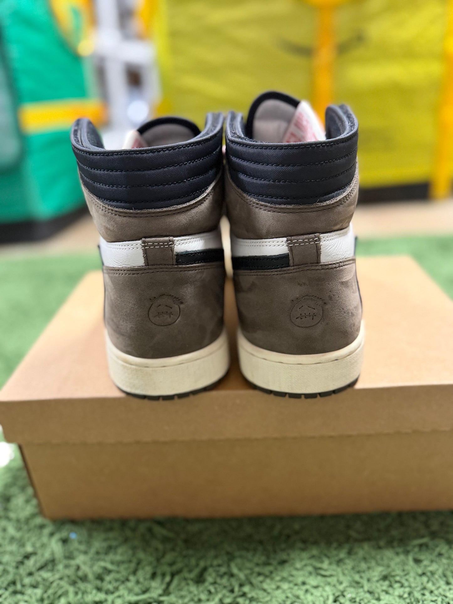 Jordan 1 Retro High OG SP Travis Scott Mocha