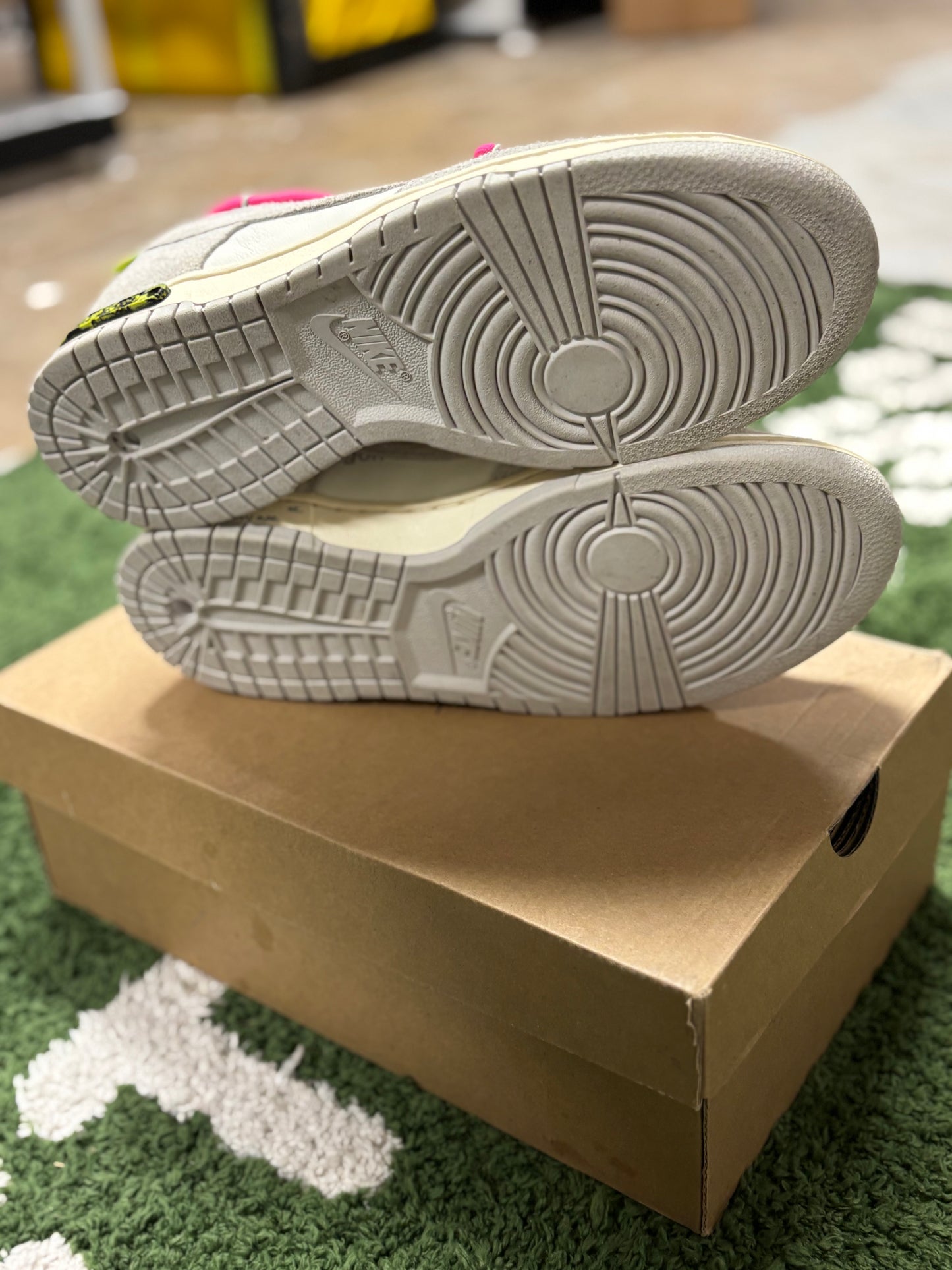 NIKE DUNK LOW OFFWHITE LOT 17 OF 50