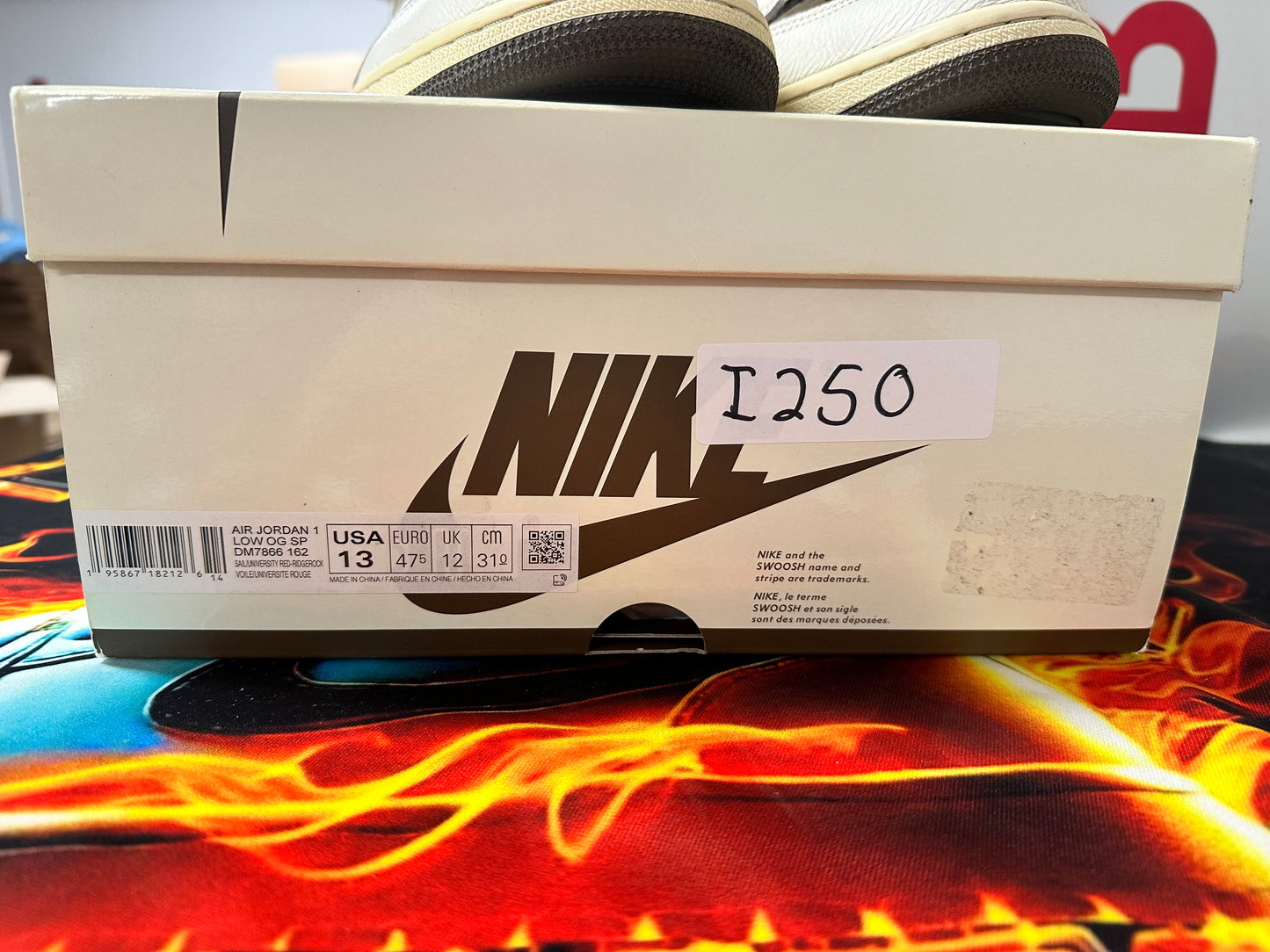 JORDAN 1 LOW TRAVIS SCOTT REVERSE MOCHA
