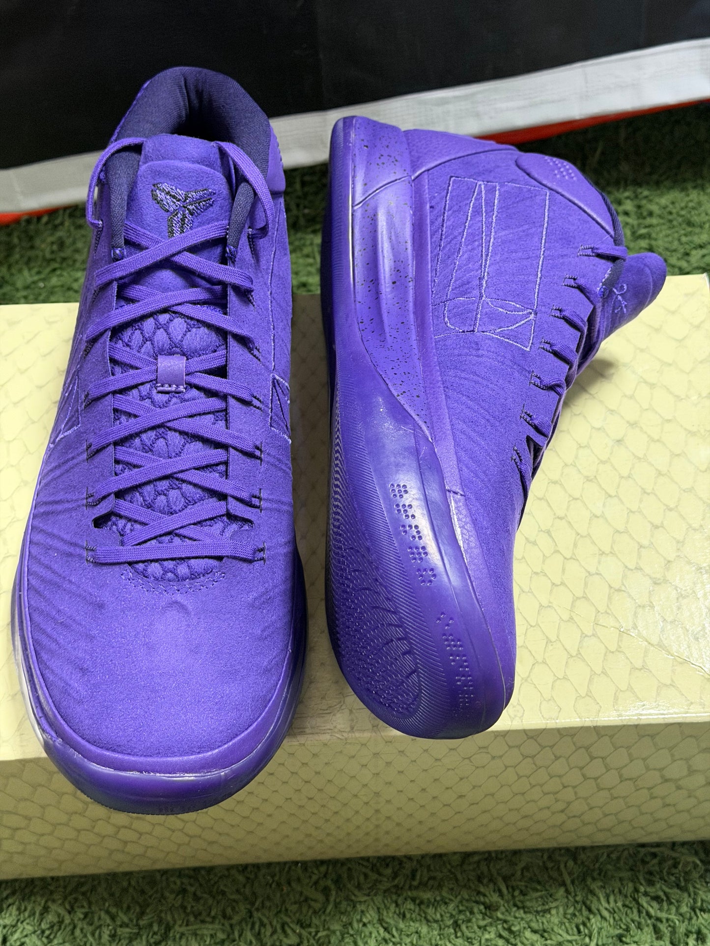 Nike Kobe A.D. Mid Fearless