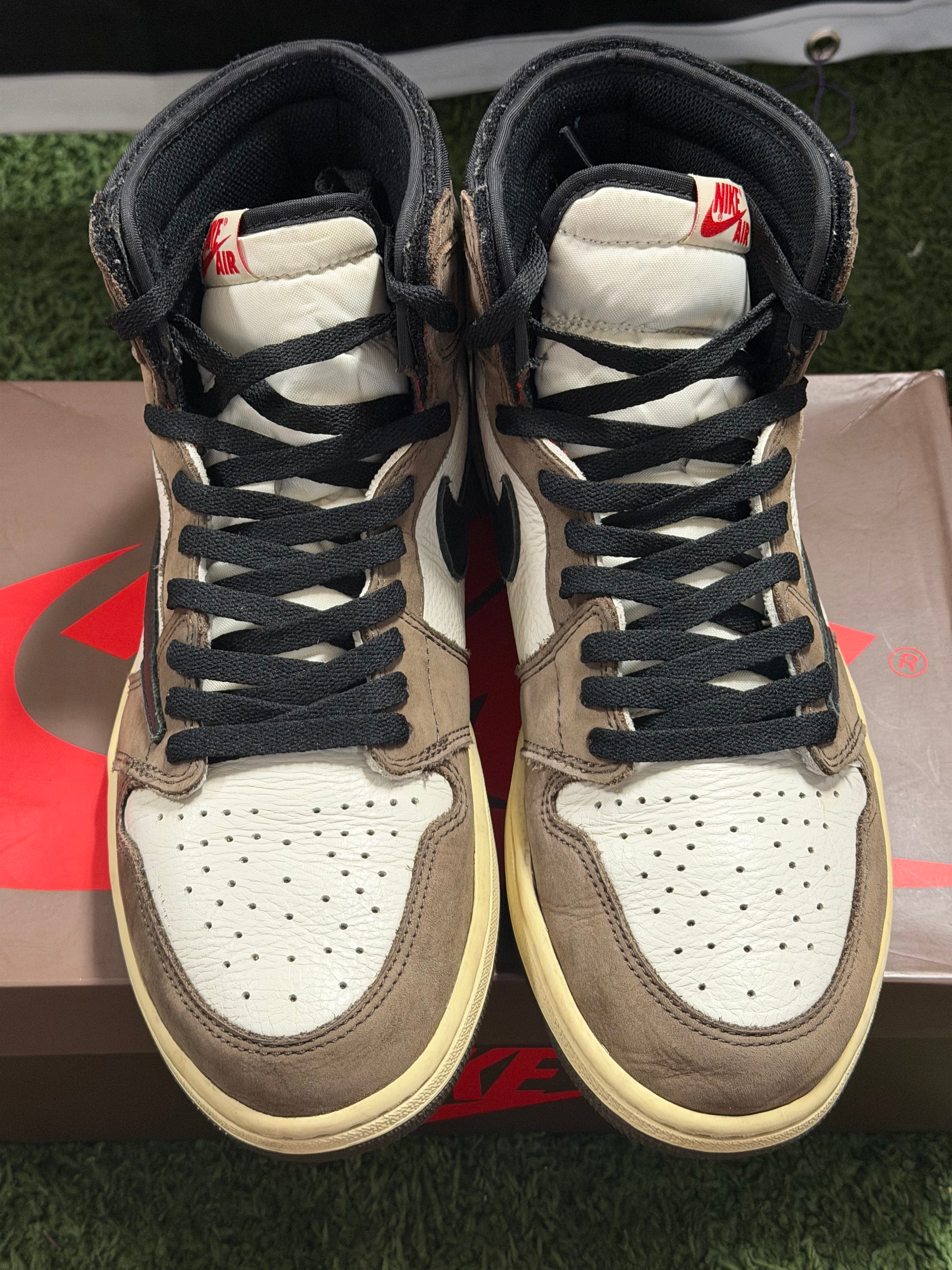 Jordan 1 Retro High OG SP Travis Scott Mocha