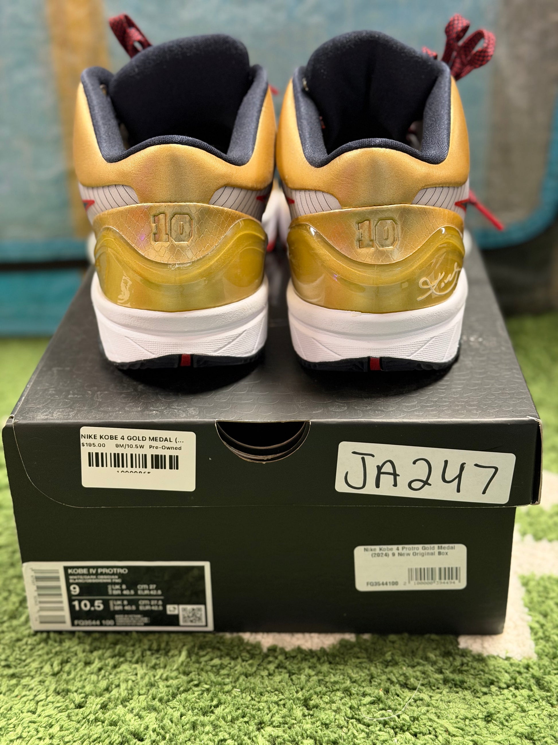 NIKE KOBE 4 GOLD MEDAL (2024)