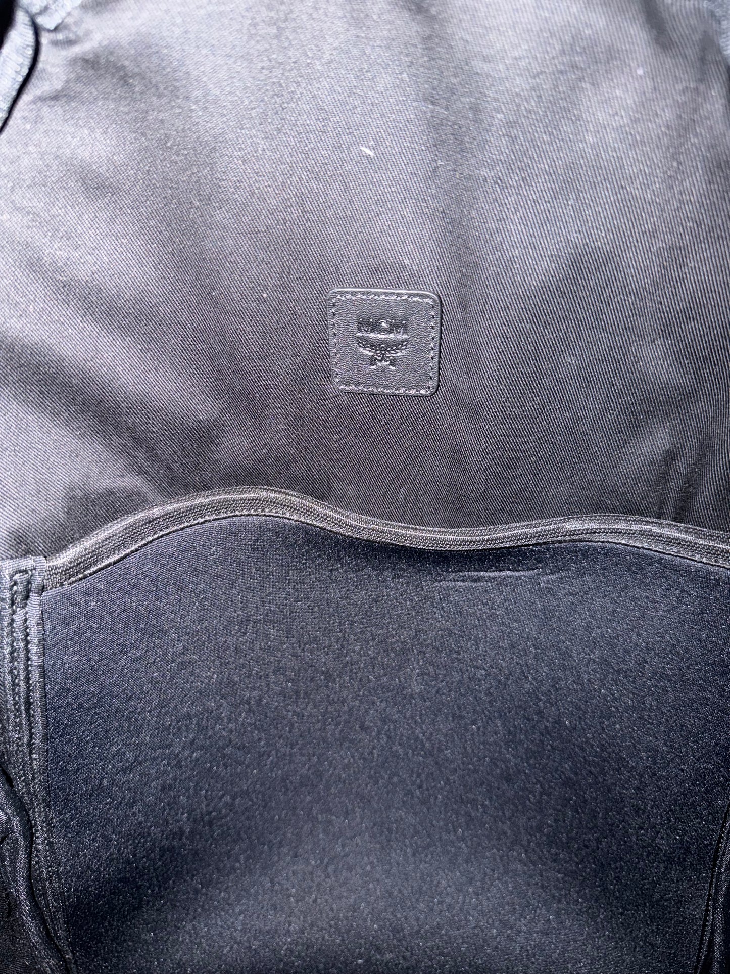 MCM Dietrich Laurel Backpack Visetos White Logo Medium Black