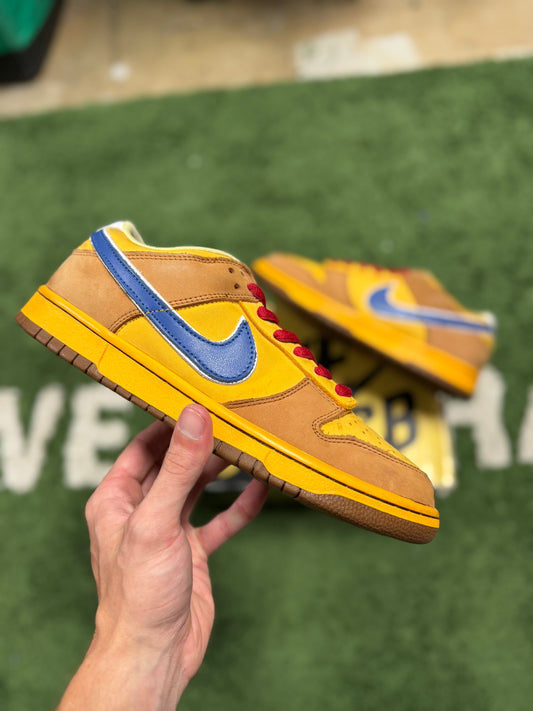 Nike SB Dunk Low Newcastle Brown Ale