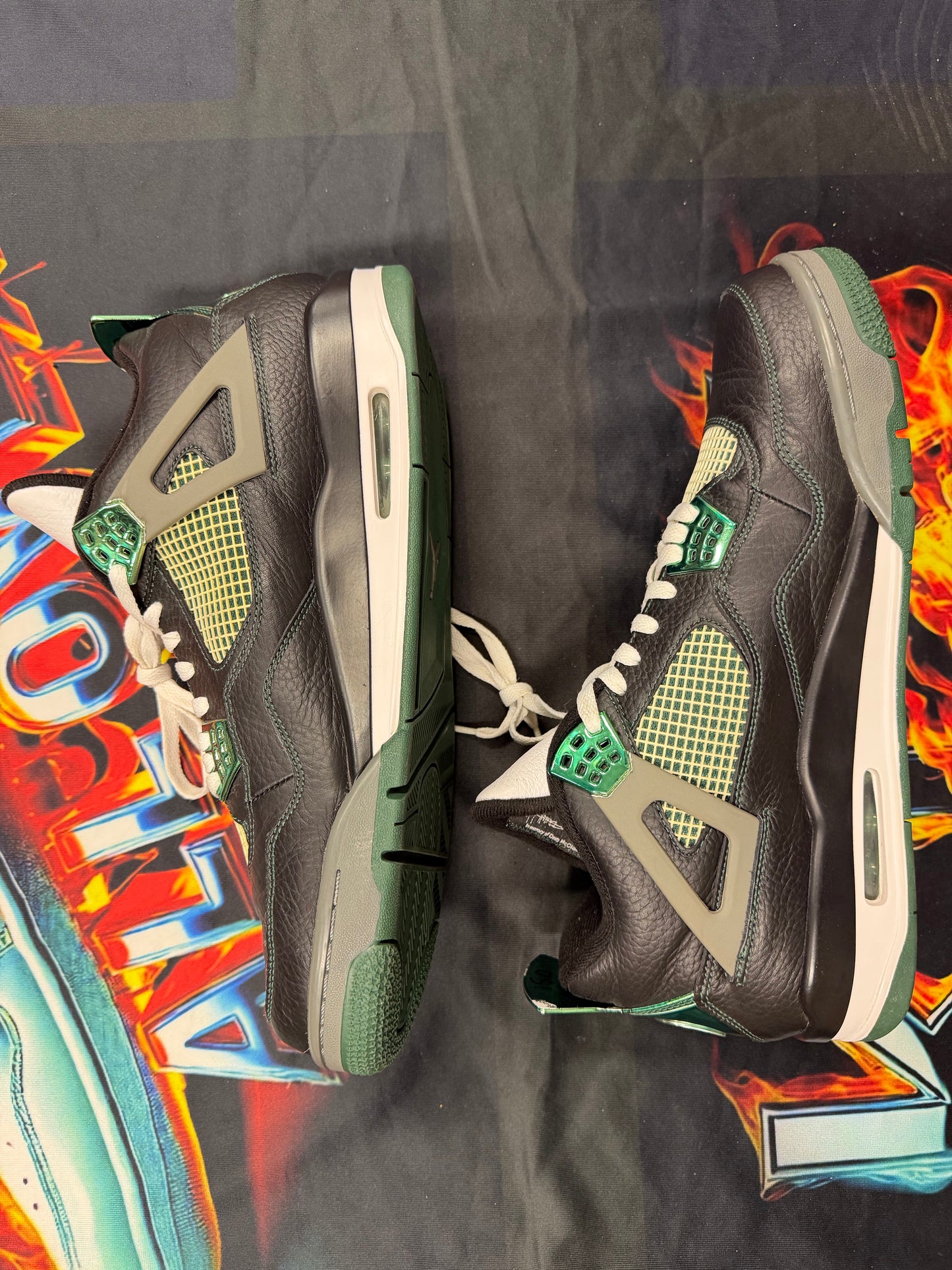 Jordan 4 Retro Oregon Ducks PE