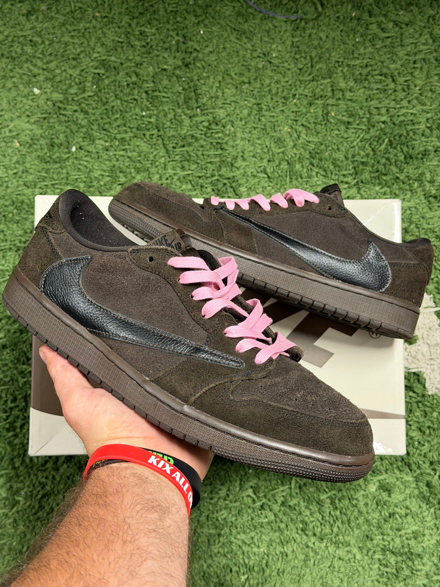 Jordan 1 Retro Low OG SP Travis Scott Velvet Brown