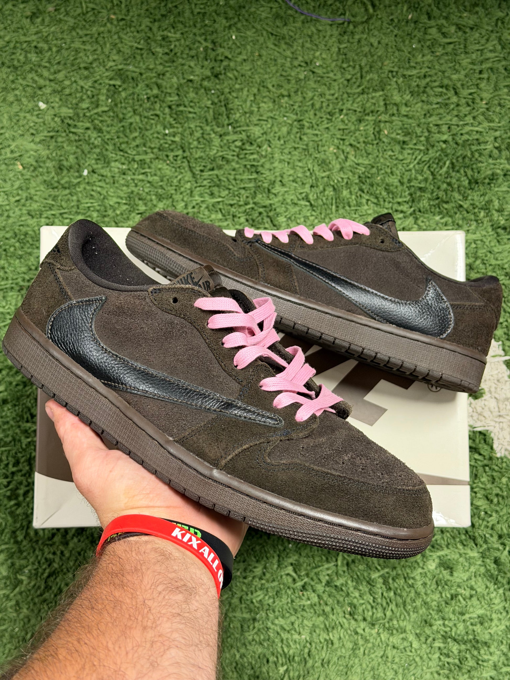 Jordan 1 Retro Low OG SP Travis Scott Velvet Brown