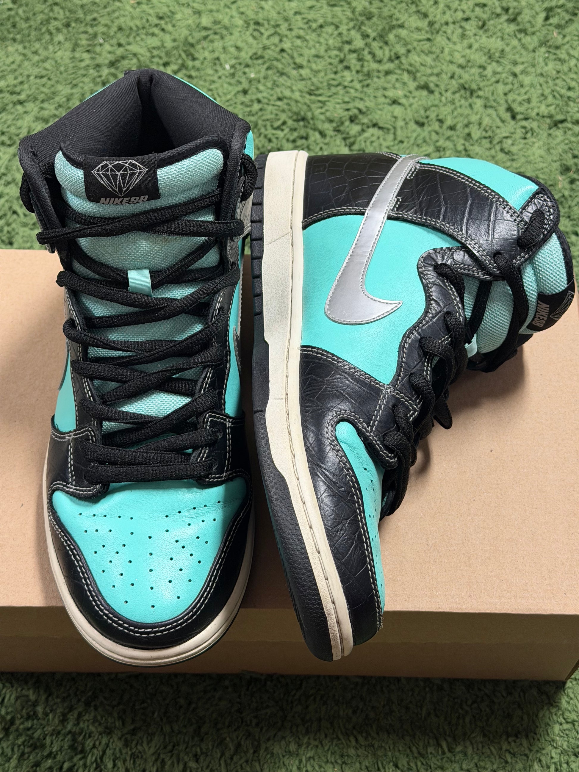 Nike SB Dunk High Diamond Supply Co.