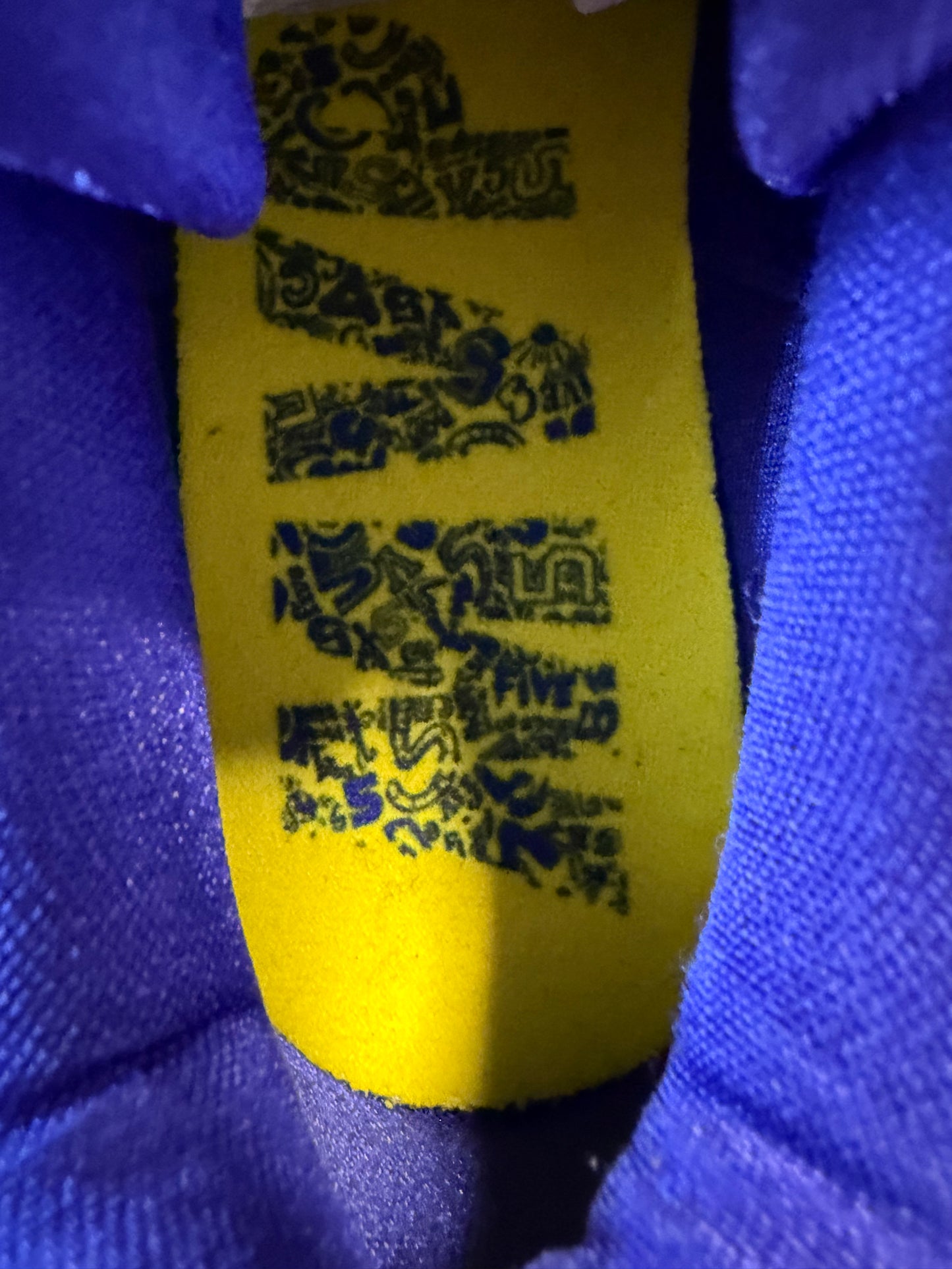 Nike Kobe 5 rings ( lightly used, OG Box) ( Size 10M)