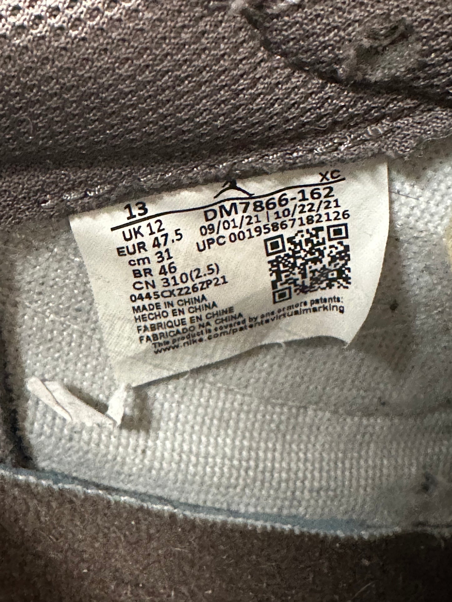 JORDAN 1 LOW TRAVIS SCOTT REVERSE MOCHA