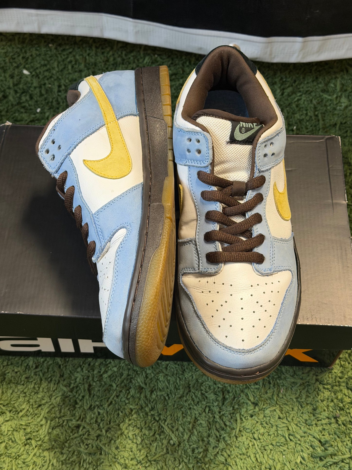 Nike SB Dunk Low Homer