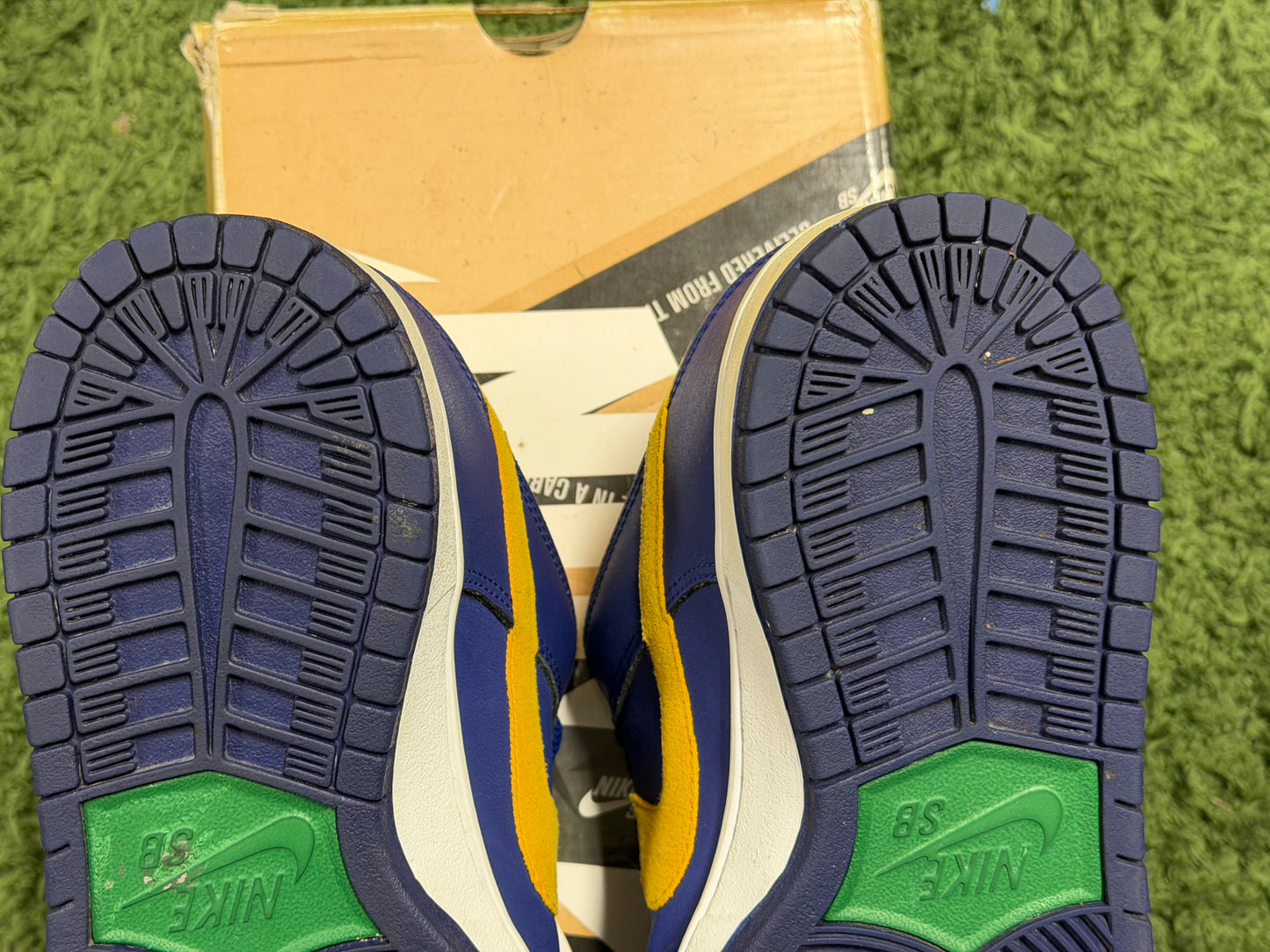 Nike SB Dunk Low Royal Blue Midas Gold