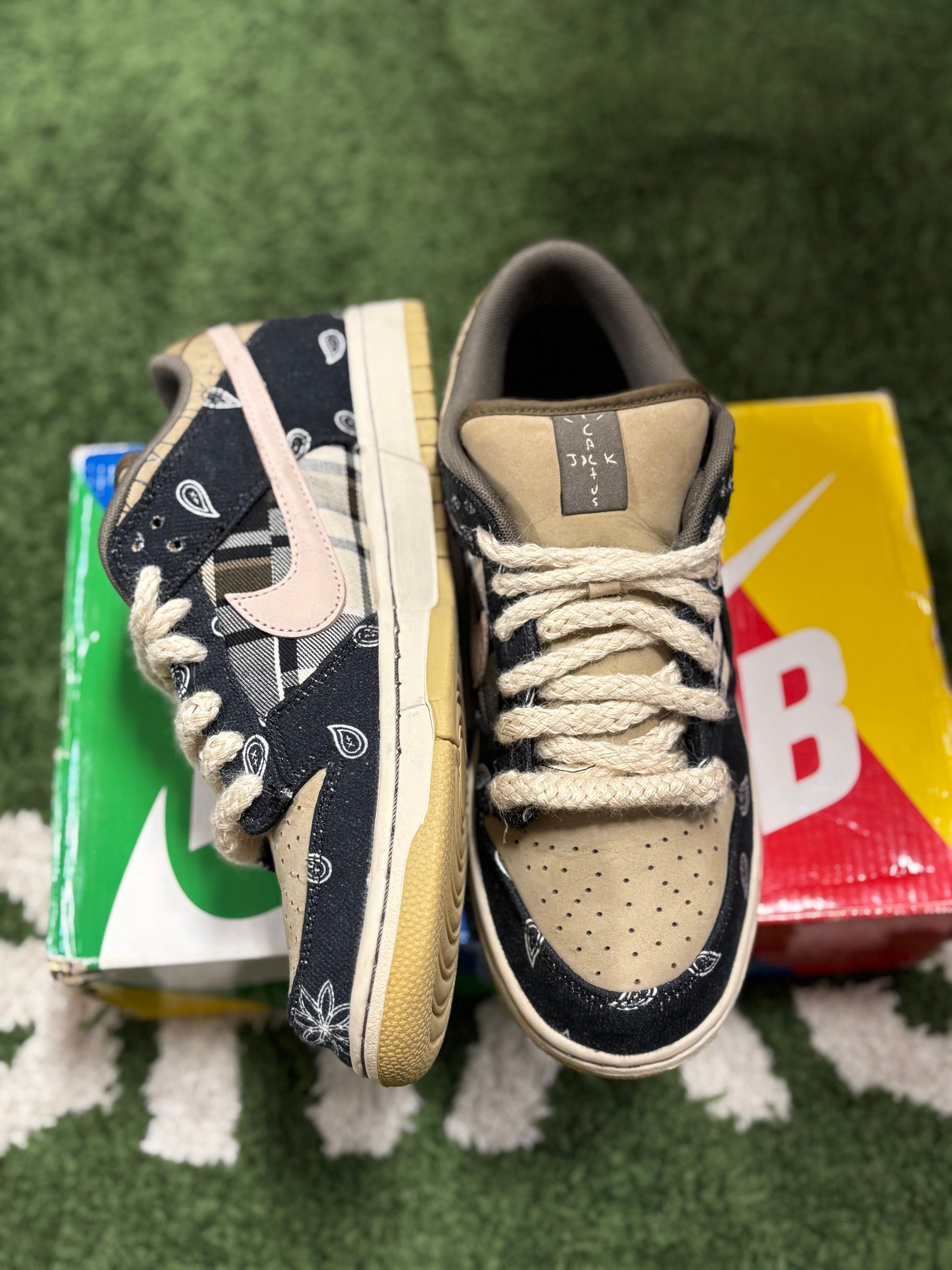 Nike SB Dunk Low Travis Scott