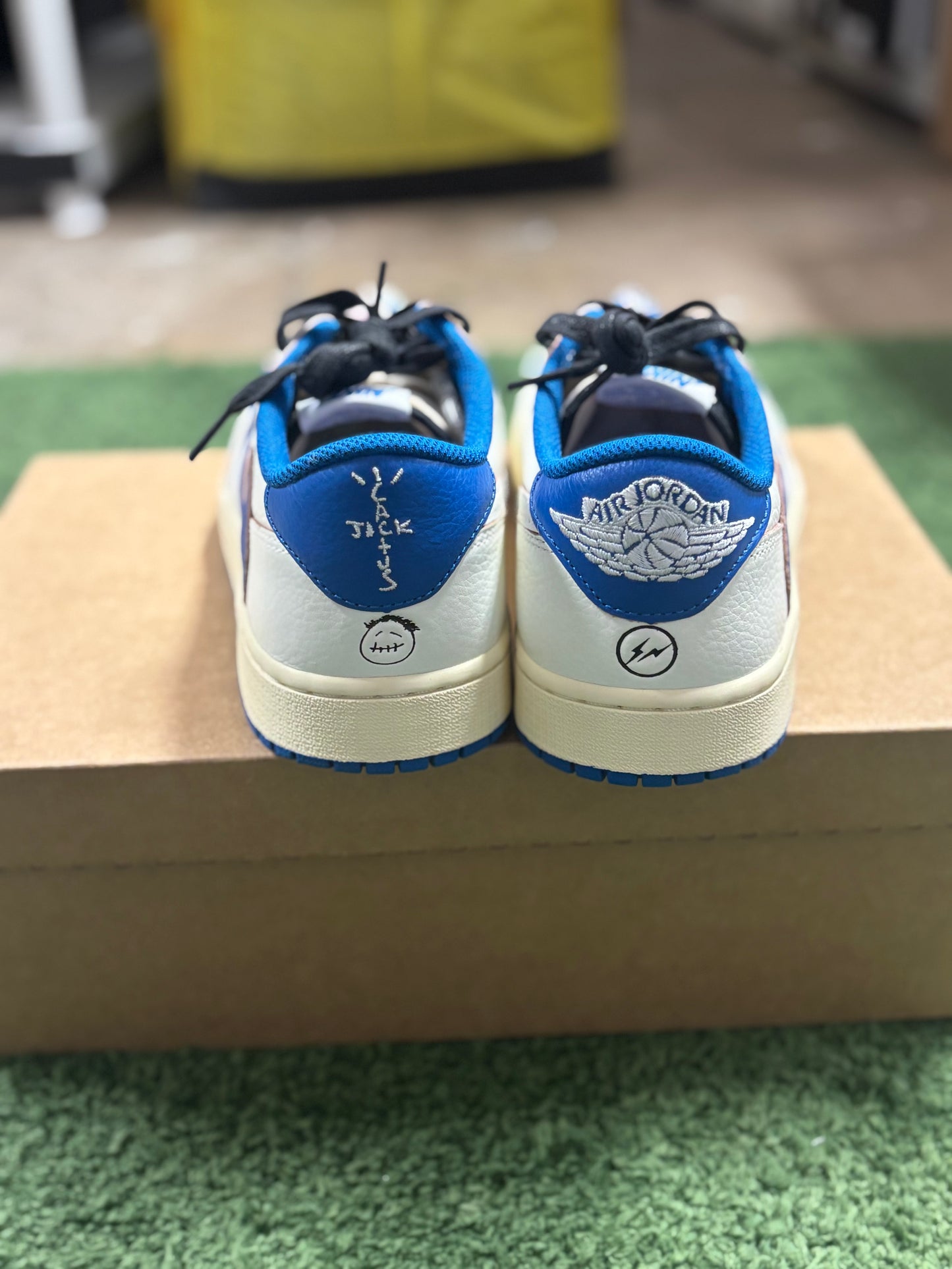 Jordan 1 Retro Low OG SP Fragment x Travis Scott Sail Military Blue (Sample)