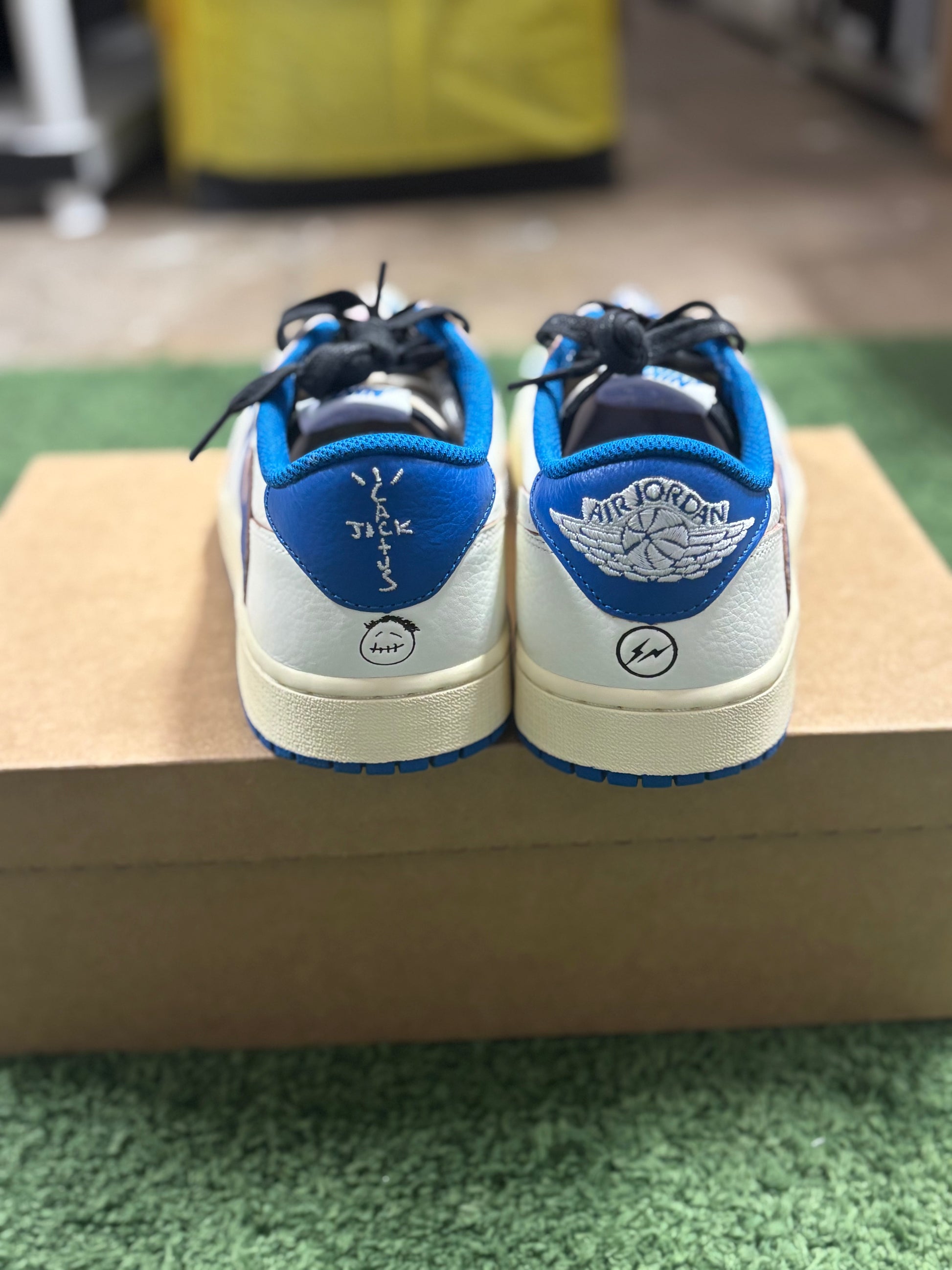 Jordan 1 Retro Low OG SP Fragment x Travis Scott Sail Military Blue (Sample)