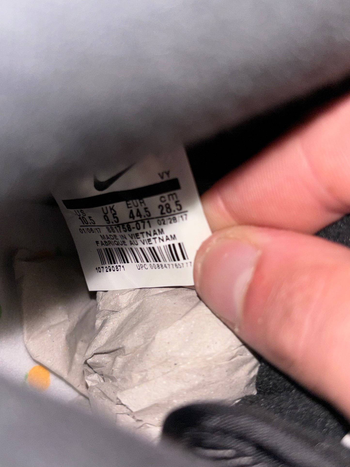 NIKE SB DUNK HIGH MOMOFUKU (SPECIAL BOX)